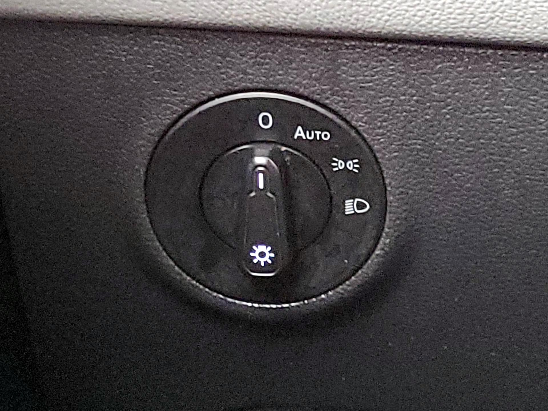 Thumbnail: 2023 Volkswagen Taos - 13