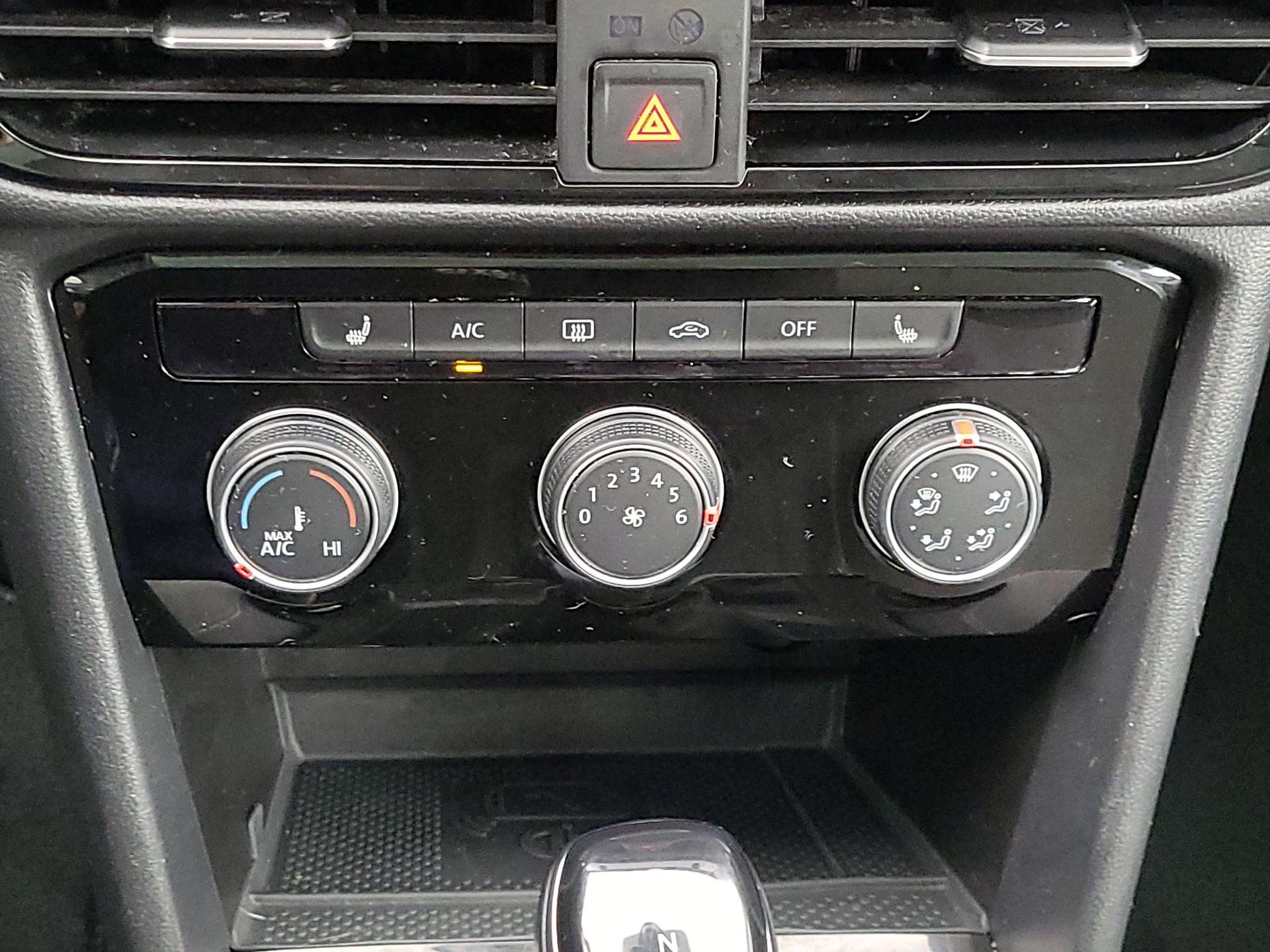 Thumbnail: 2023 Volkswagen Taos - 16