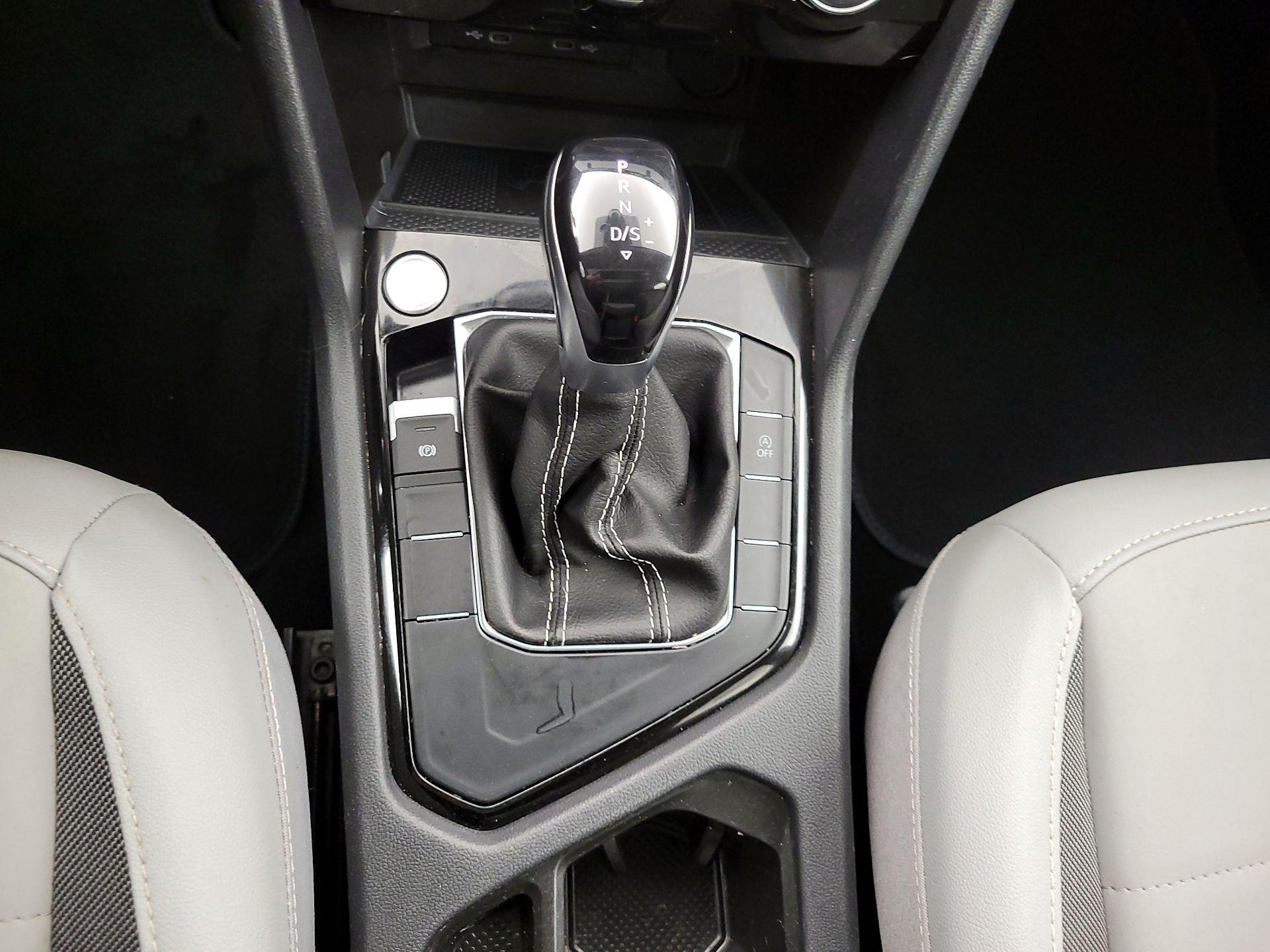 Thumbnail: 2023 Volkswagen Taos - 17