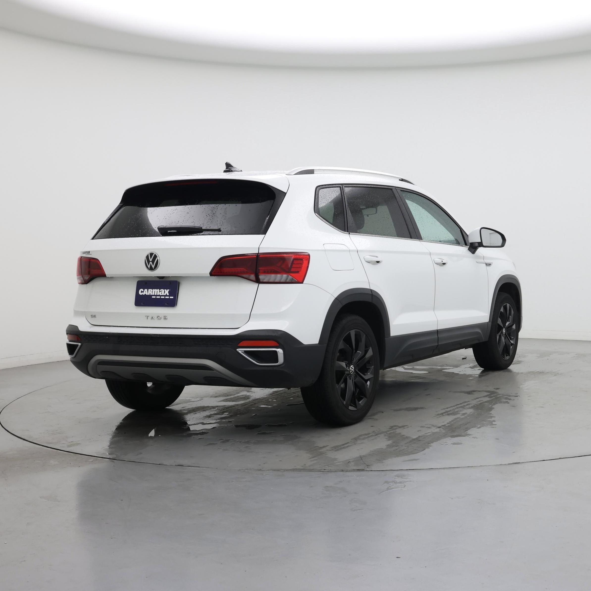 Thumbnail: 2023 Volkswagen Taos - 8