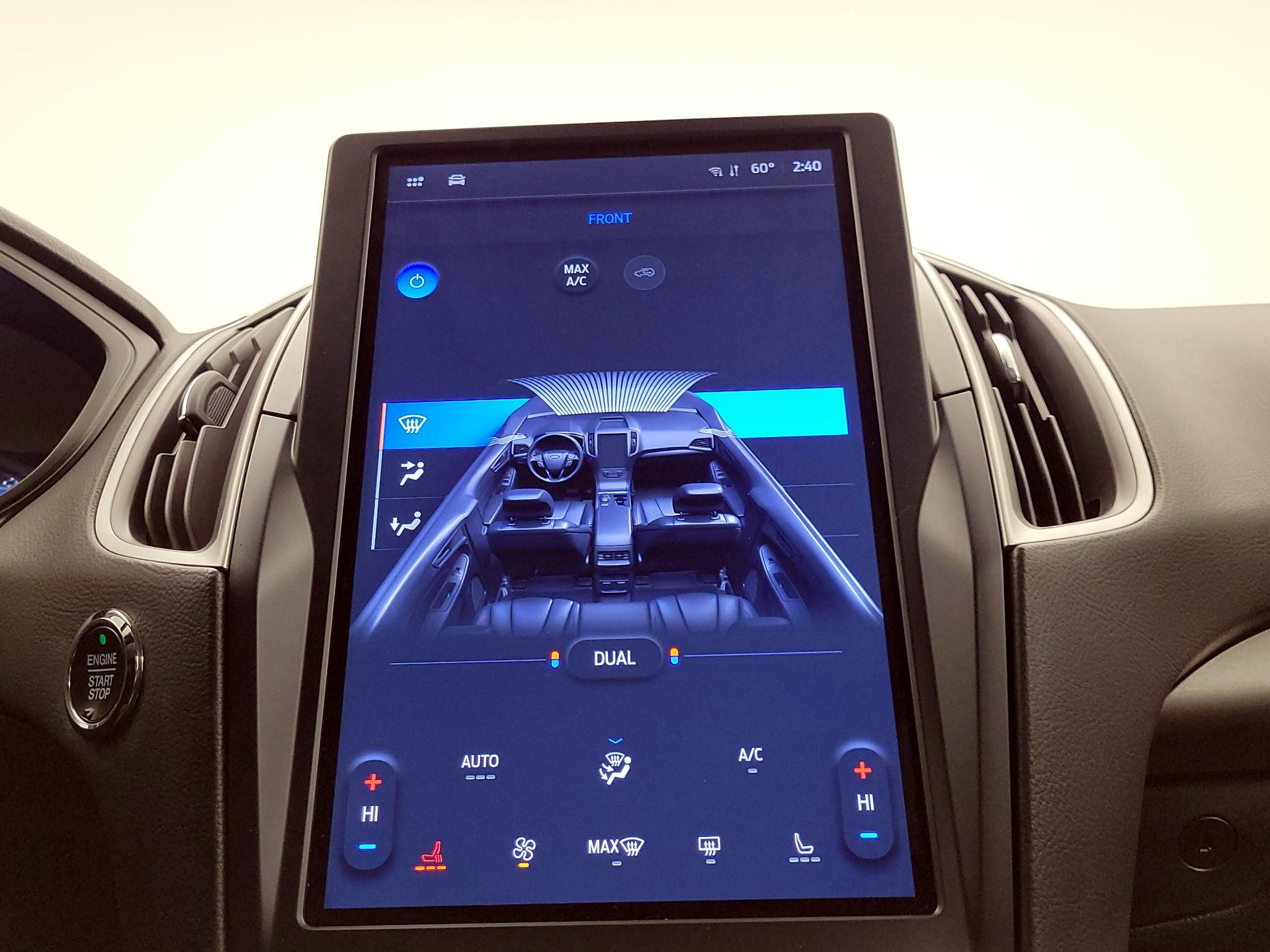 Thumbnail: 2023 Ford Edge - 17