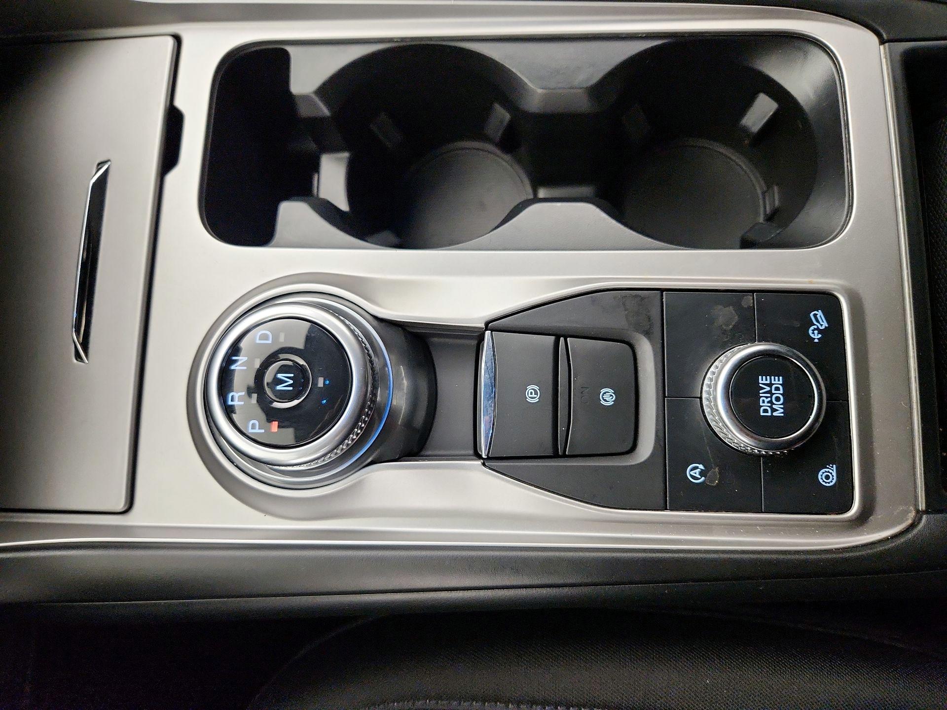 Thumbnail: 2020 Ford Explorer - 17