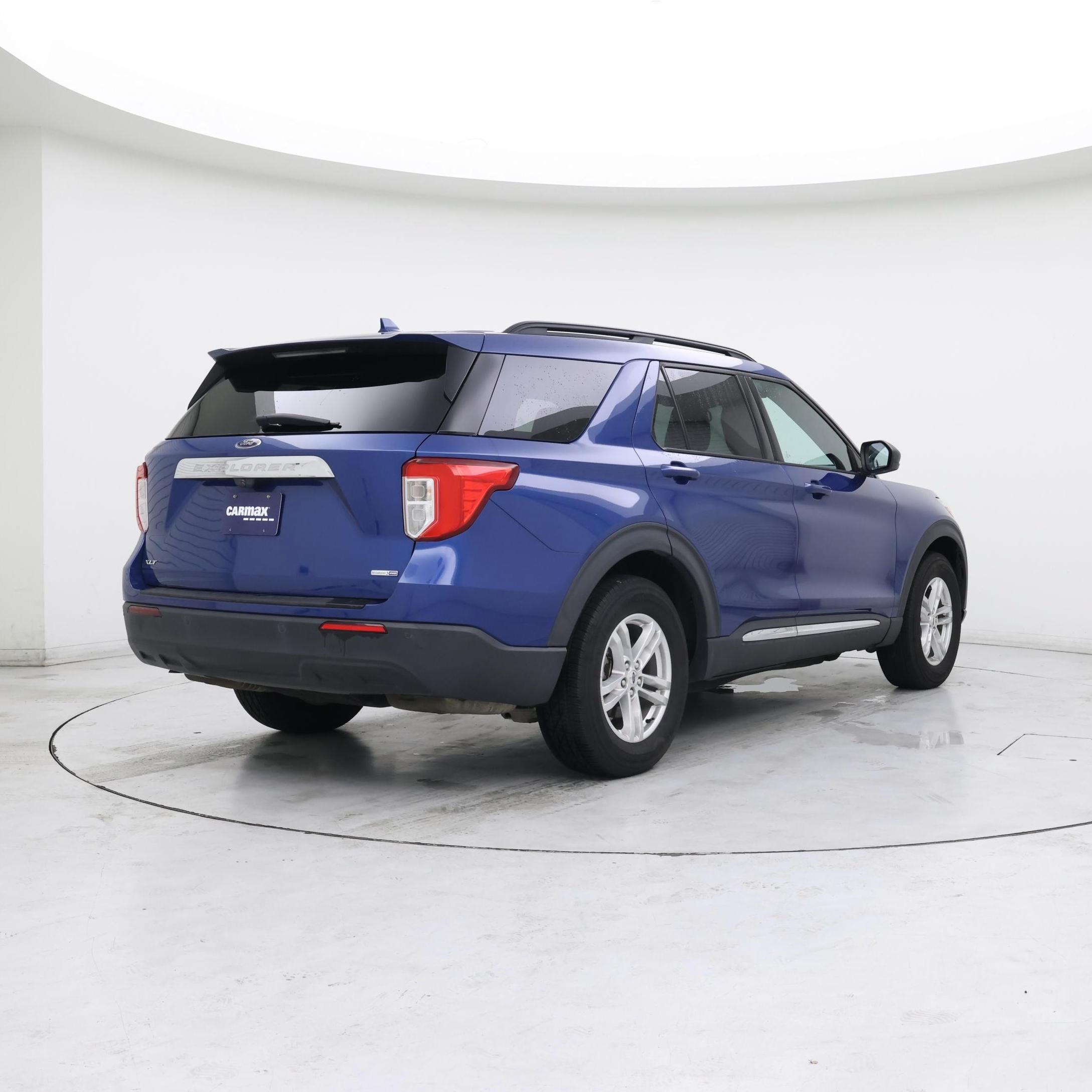 Thumbnail: 2020 Ford Explorer - 8
