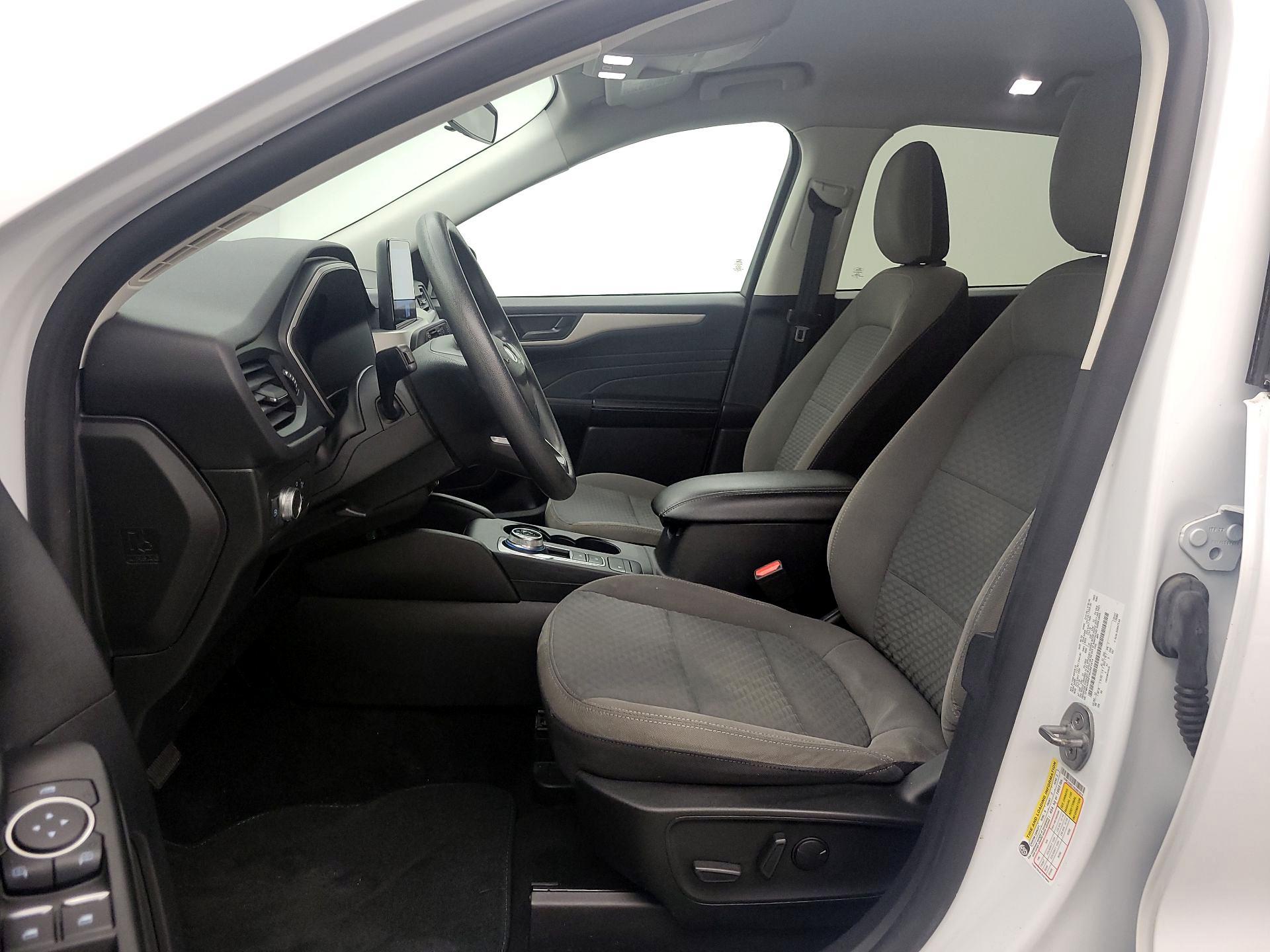 Thumbnail: 2022 Ford Escape - 11