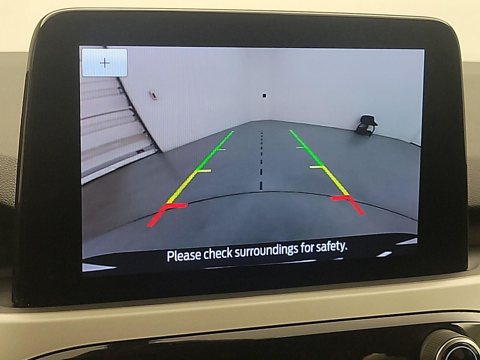 Thumbnail: 2022 Ford Escape - 14