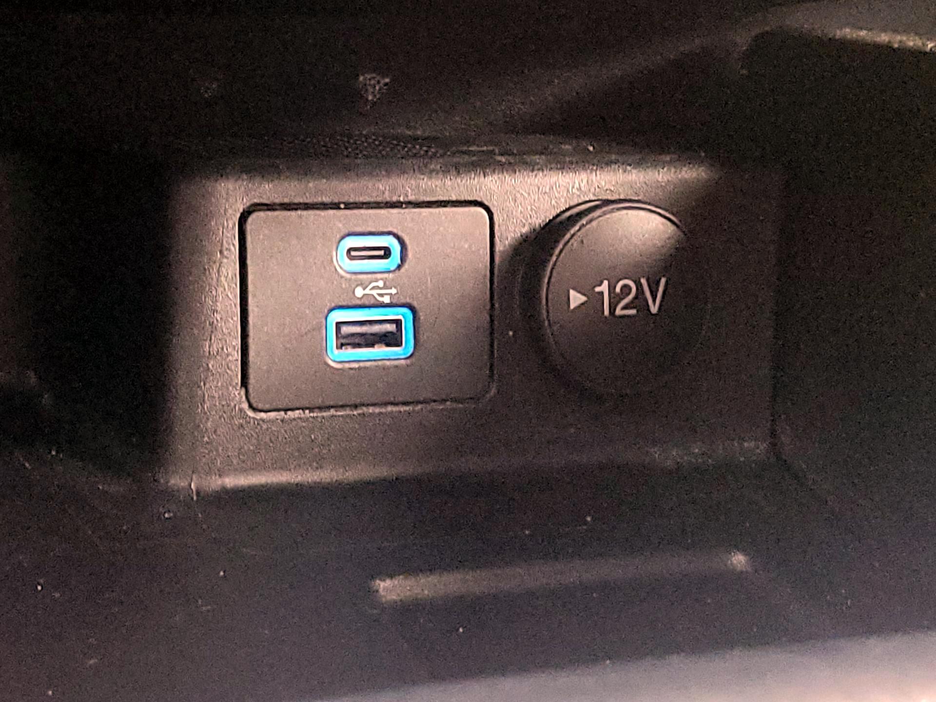 Thumbnail: 2022 Ford Escape - 18