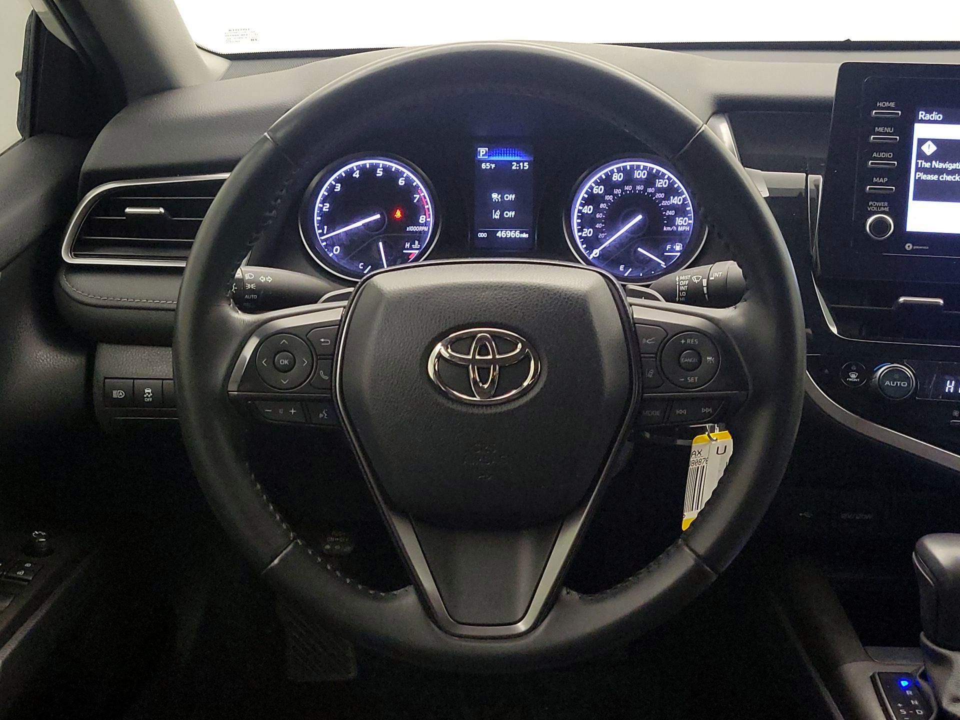 Thumbnail: 2023 Toyota Camry - 10