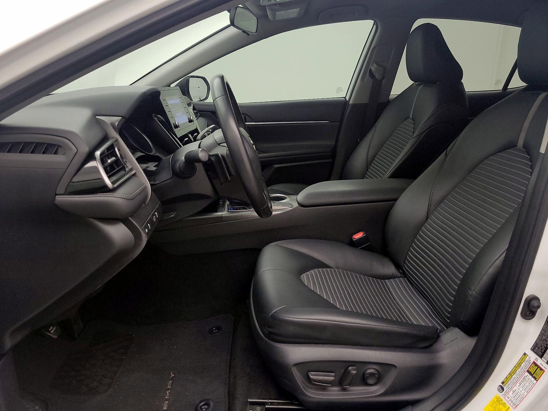 Thumbnail: 2023 Toyota Camry - 11