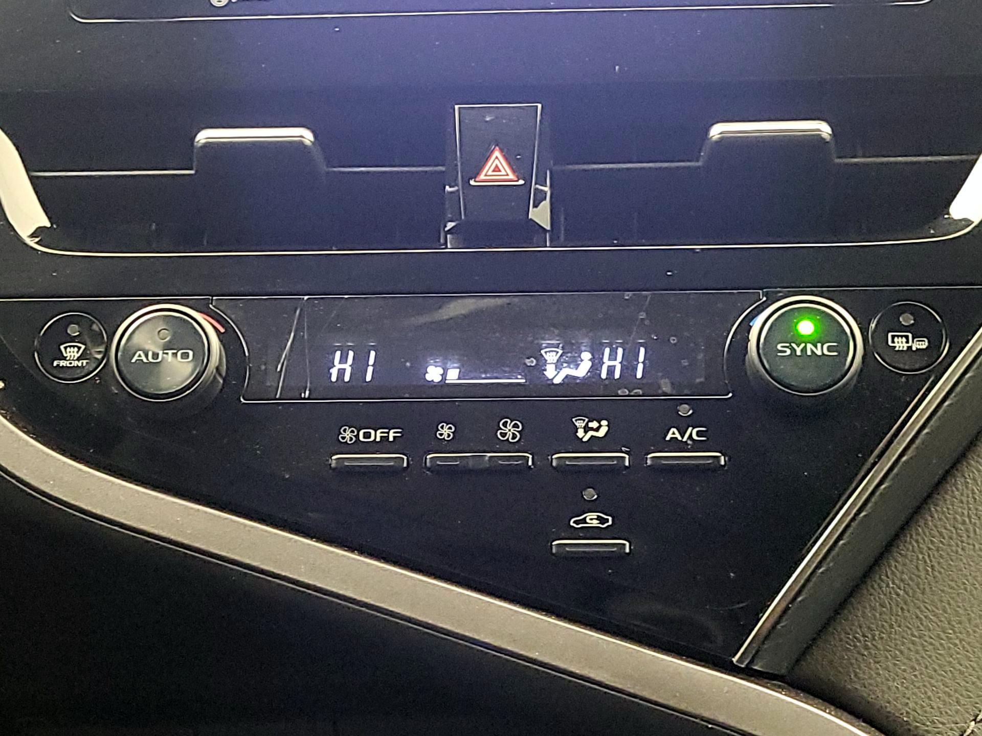 Thumbnail: 2023 Toyota Camry - 17