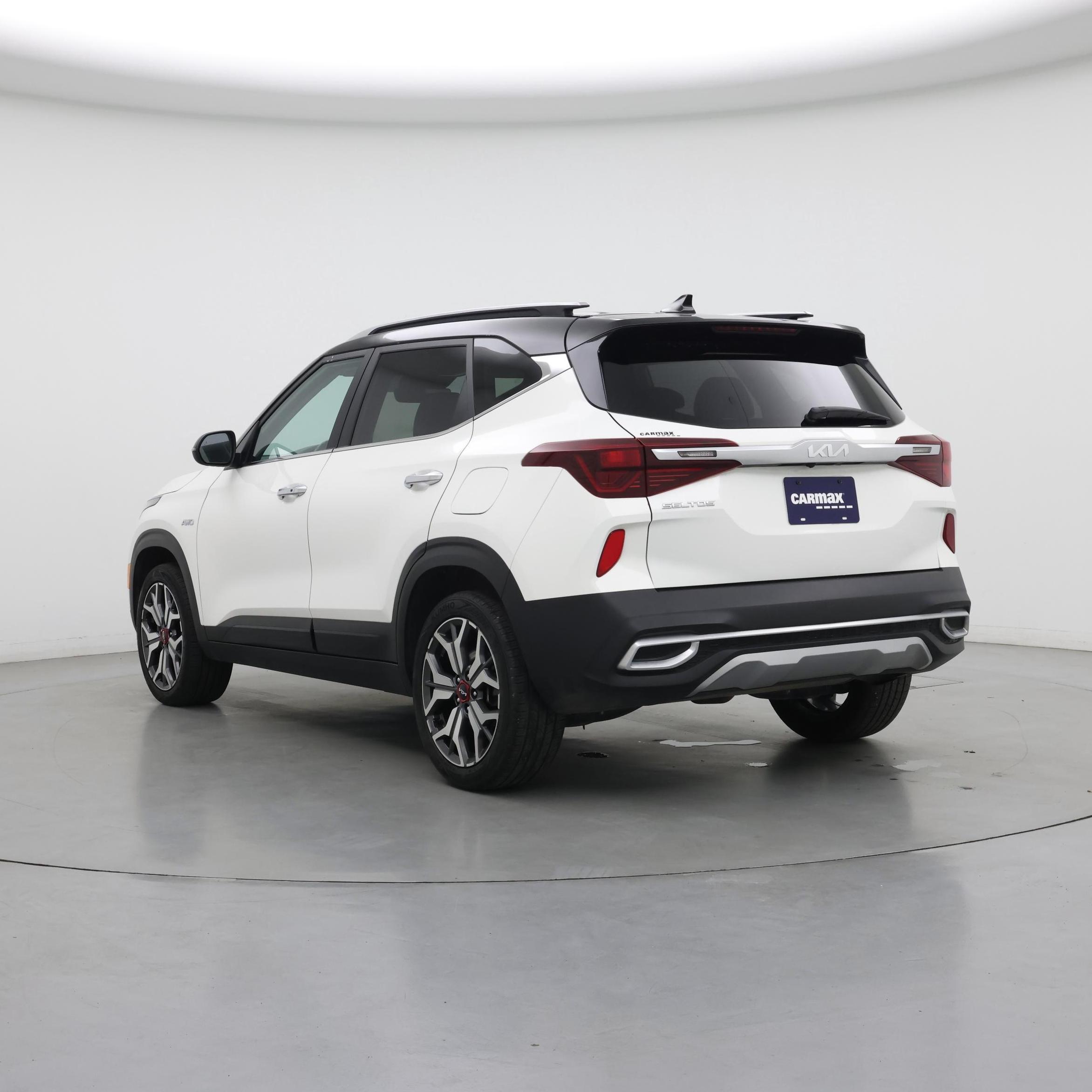 Thumbnail: 2022 Kia Seltos - 2