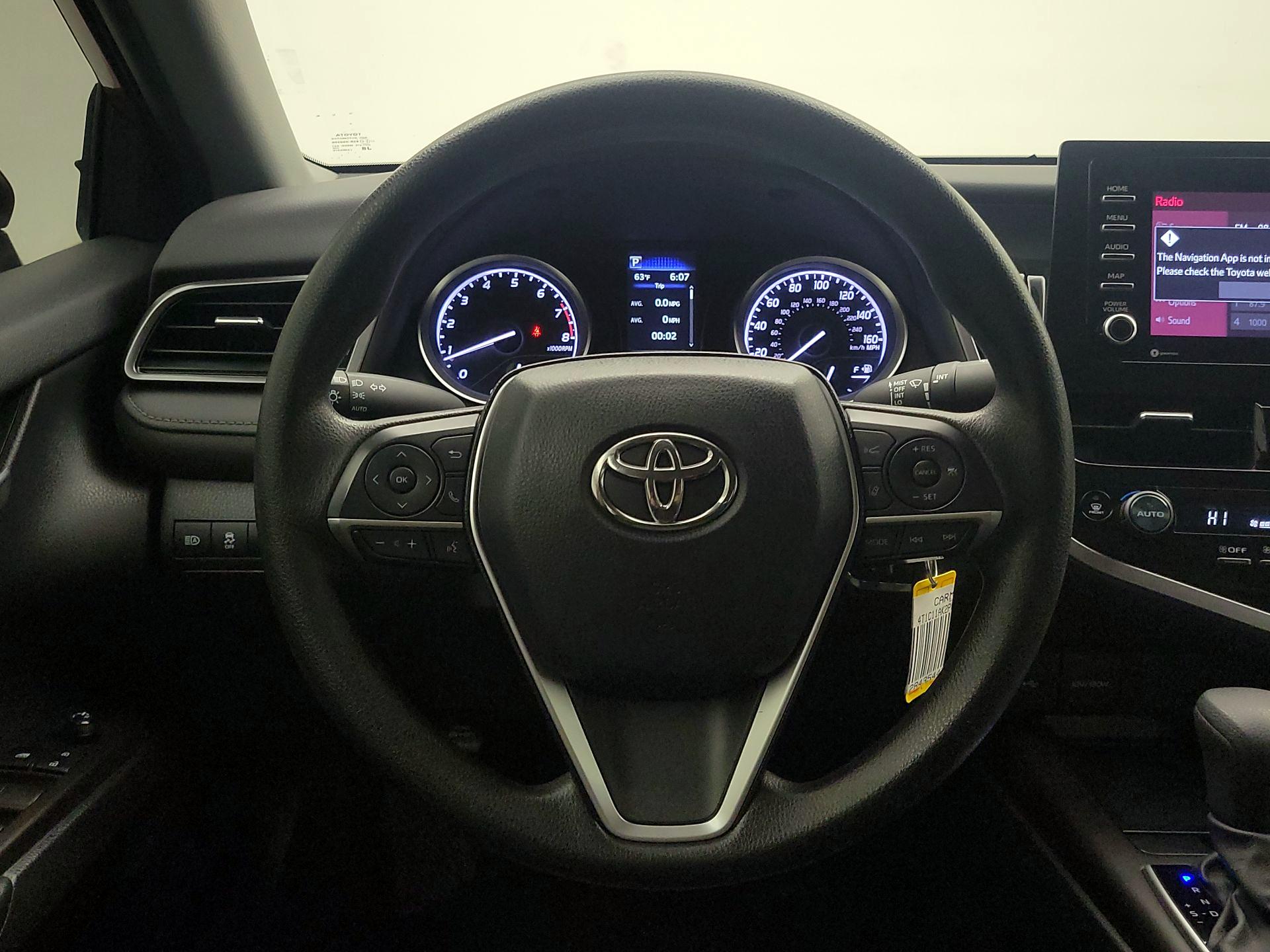 Thumbnail: 2023 Toyota Camry - 10