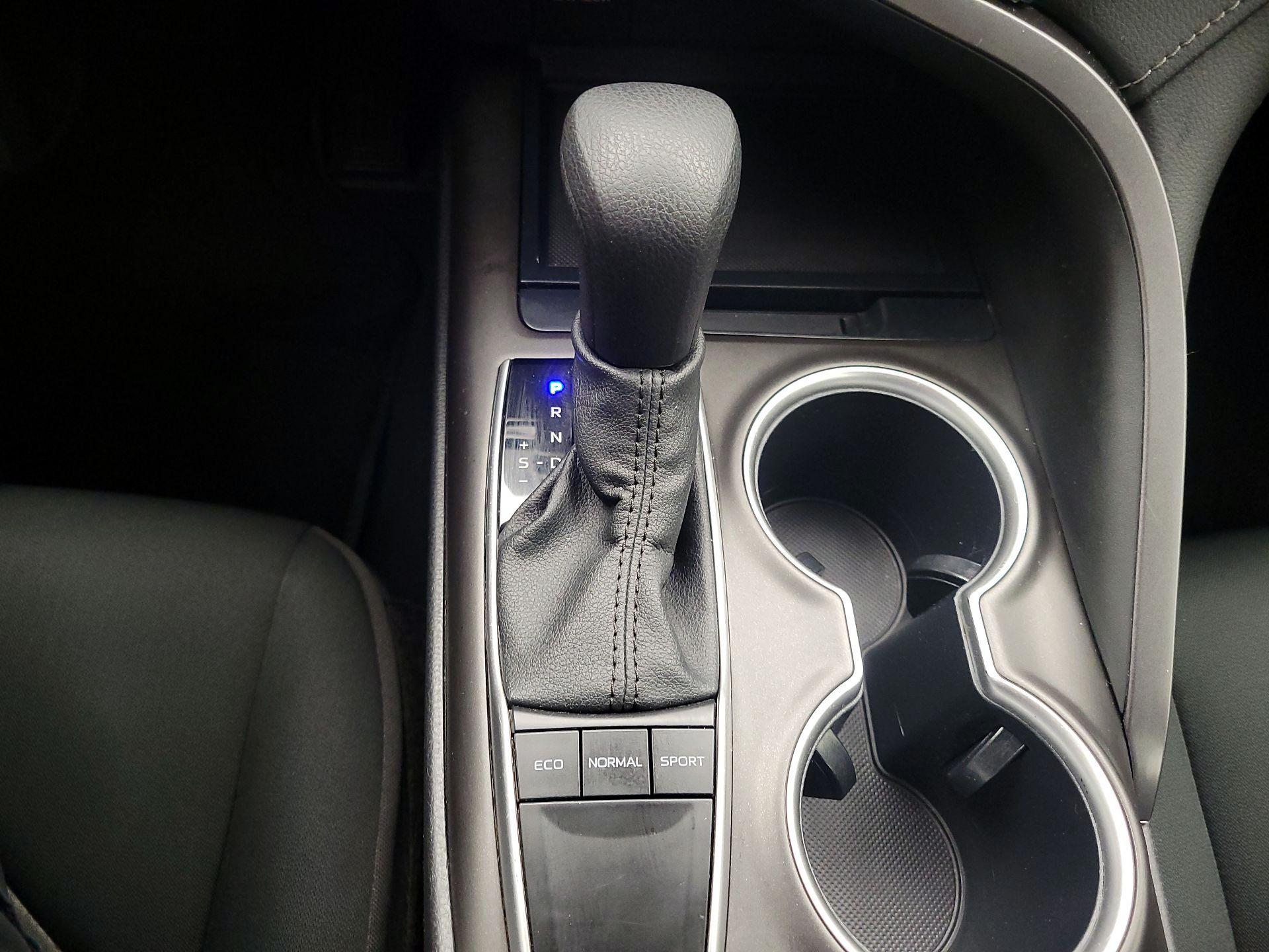 Thumbnail: 2023 Toyota Camry - 18