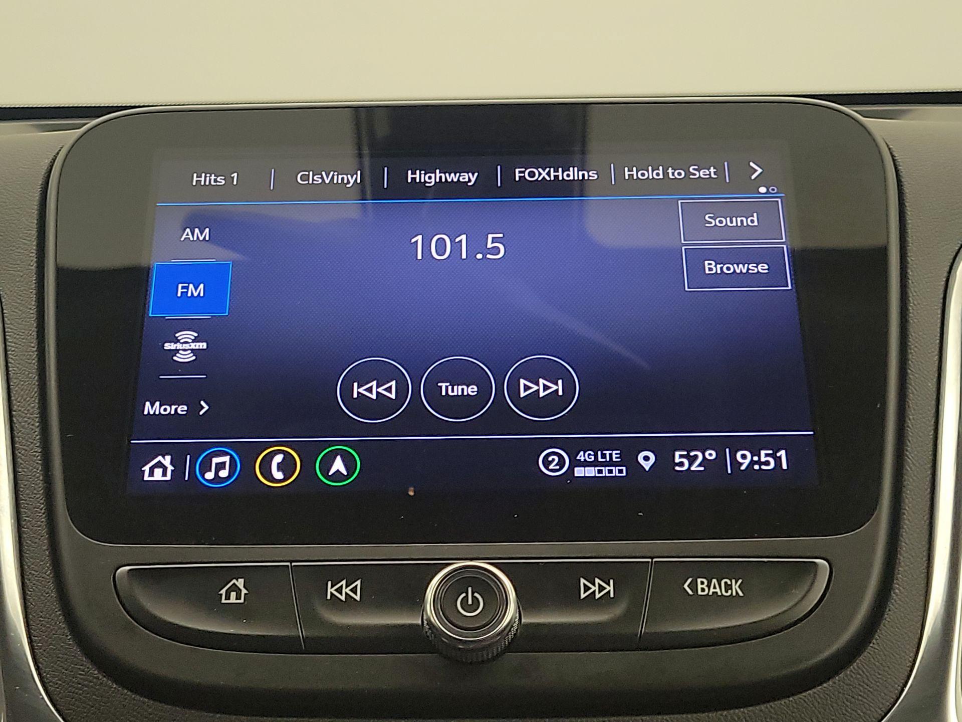 Thumbnail: 2022 Chevrolet Equinox - 16