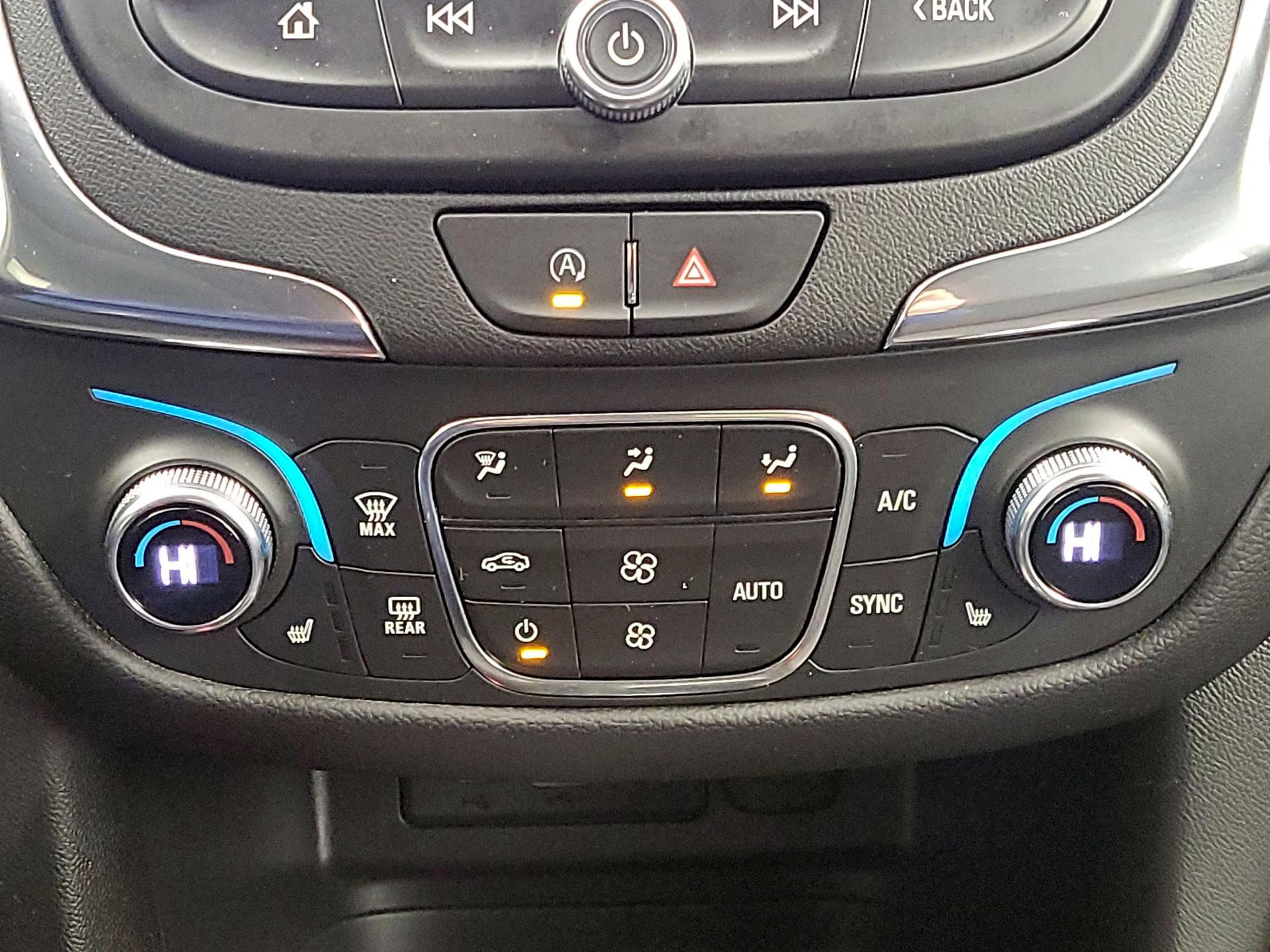 Thumbnail: 2022 Chevrolet Equinox - 17