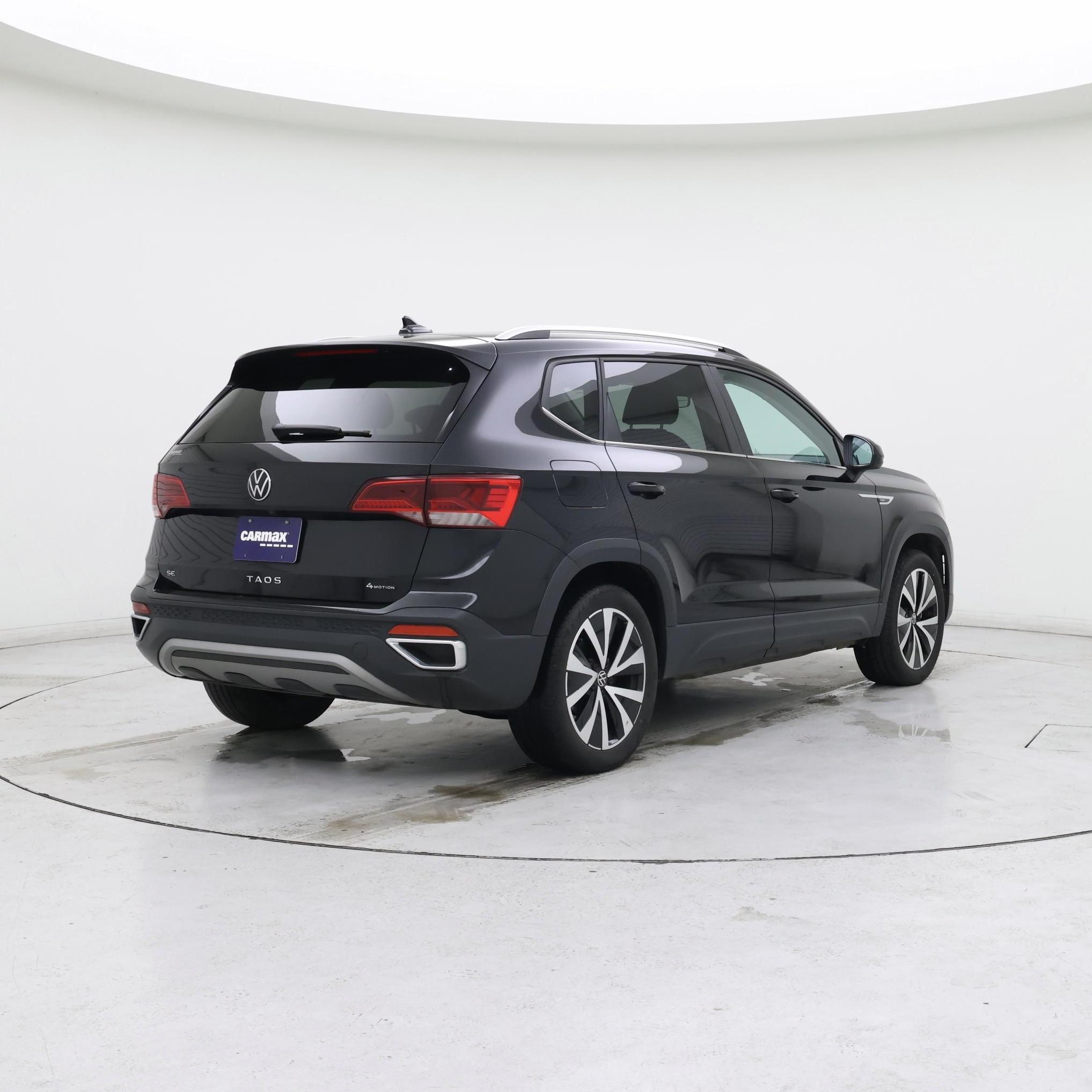 Thumbnail: 2023 Volkswagen Taos - 8