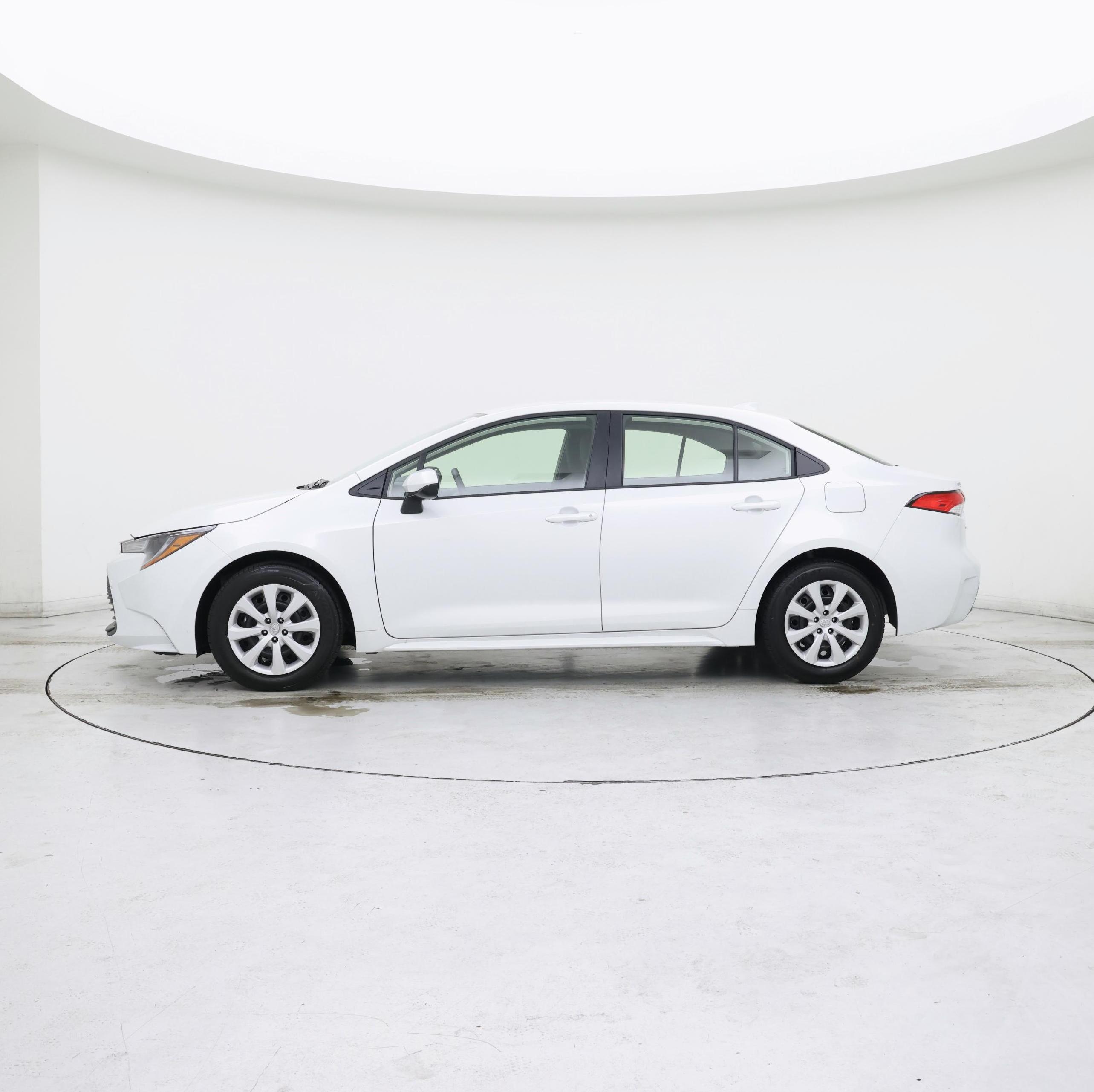 Thumbnail: 2026 Toyota Corolla - 3