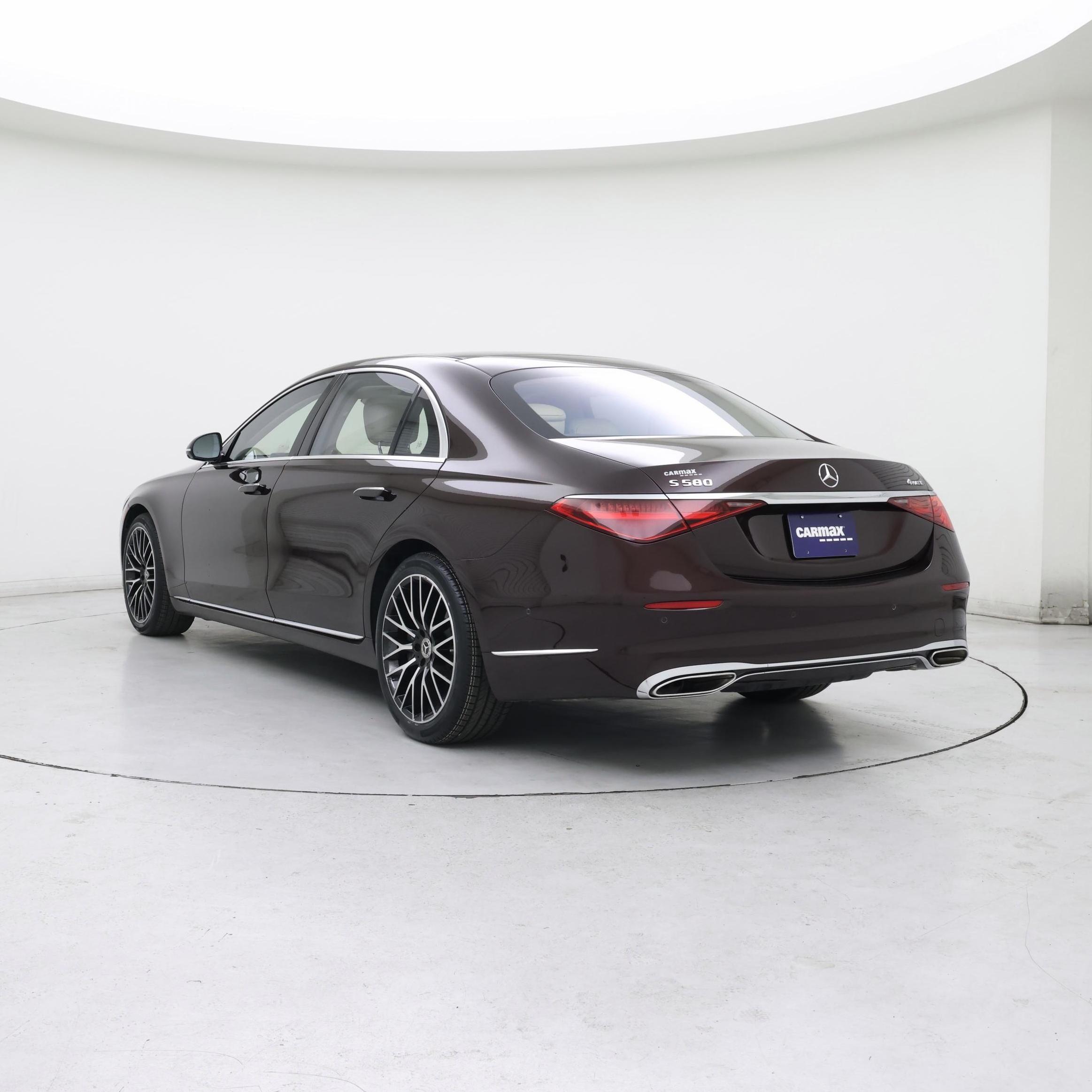 Thumbnail: 2021 Mercedes-Benz S-Class - 2