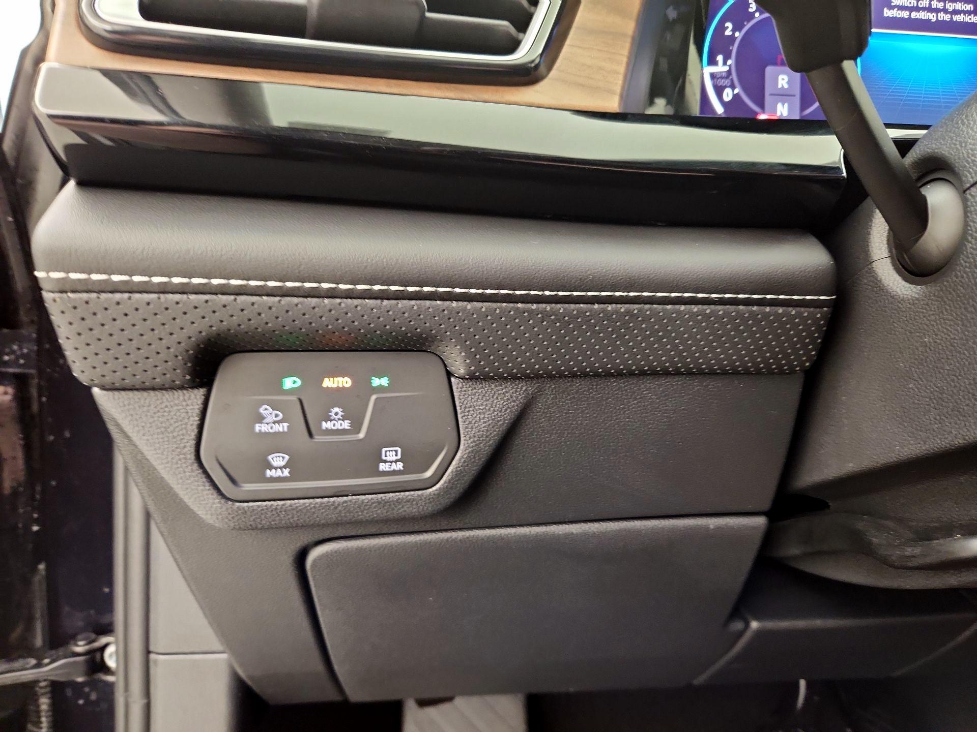 Thumbnail: 2024 Volkswagen Atlas - 13