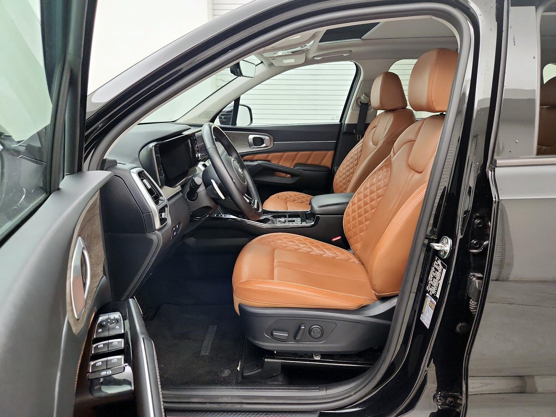 Thumbnail: 2021 Kia Sorento - 11