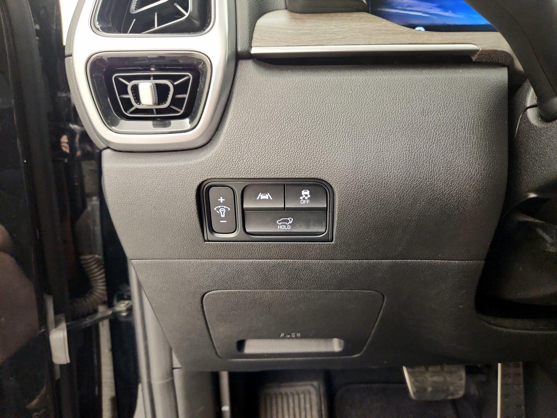 Thumbnail: 2021 Kia Sorento - 13