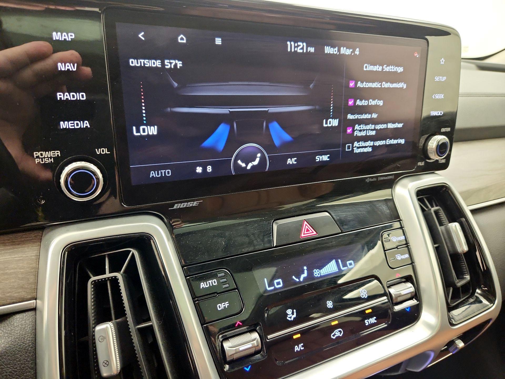 Thumbnail: 2021 Kia Sorento - 17