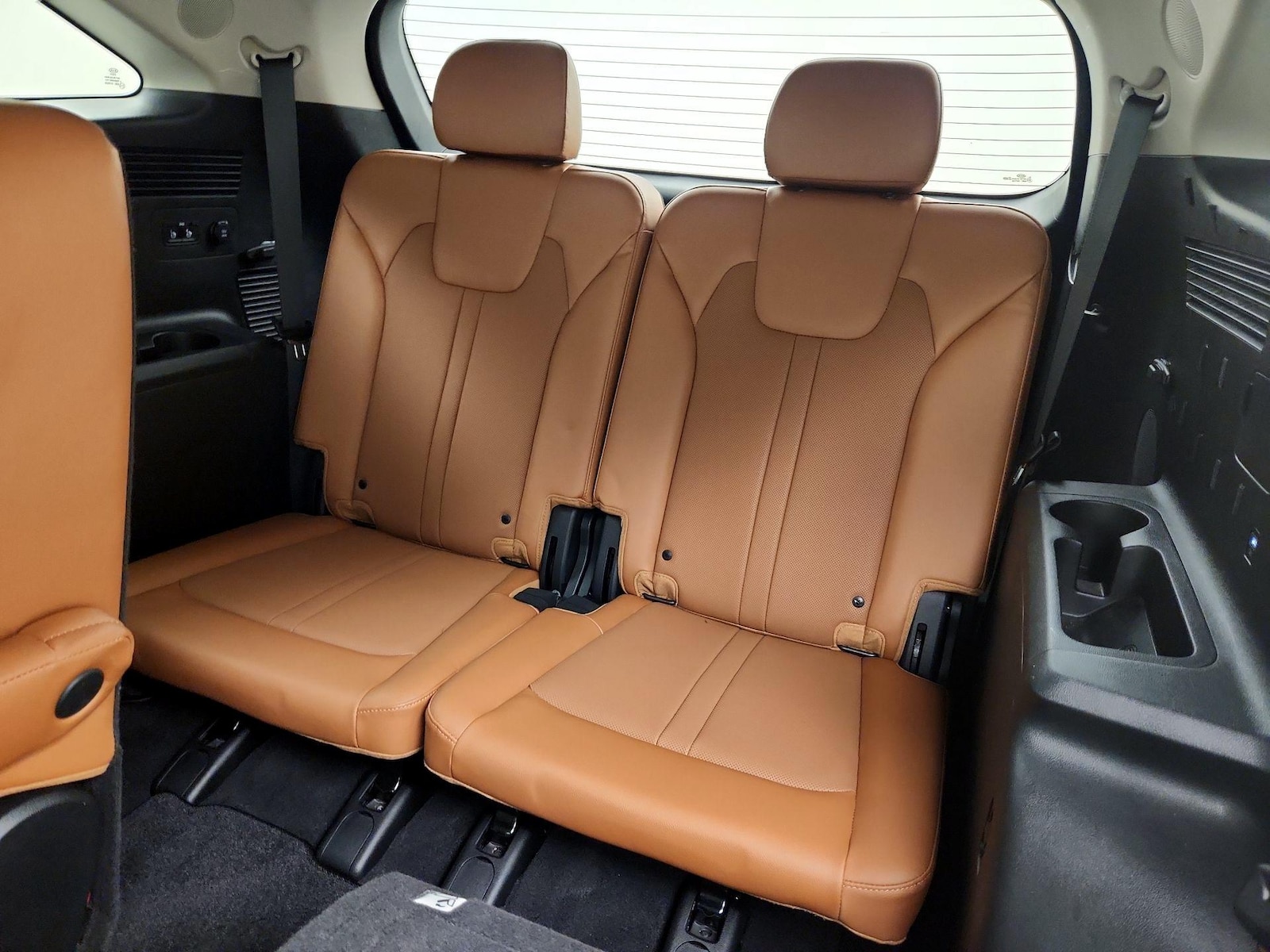 2021 Kia Sorento X-Line - Photo 23
