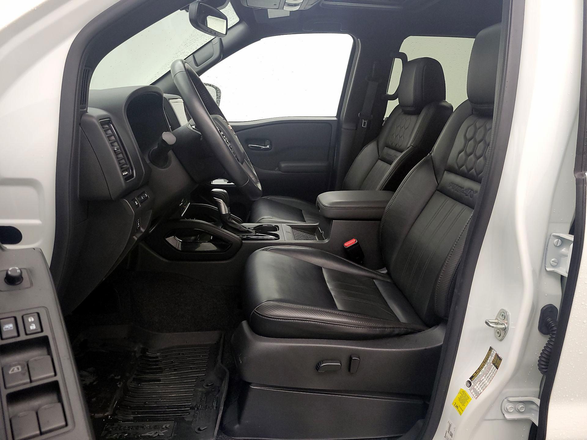 Thumbnail: 2022 Nissan Frontier - 11