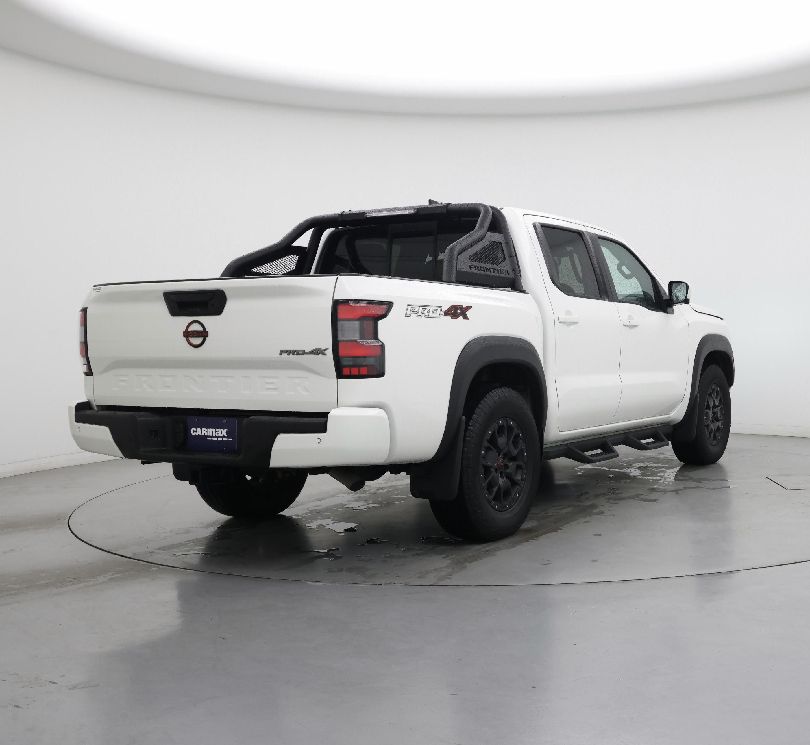 Thumbnail: 2022 Nissan Frontier - 8