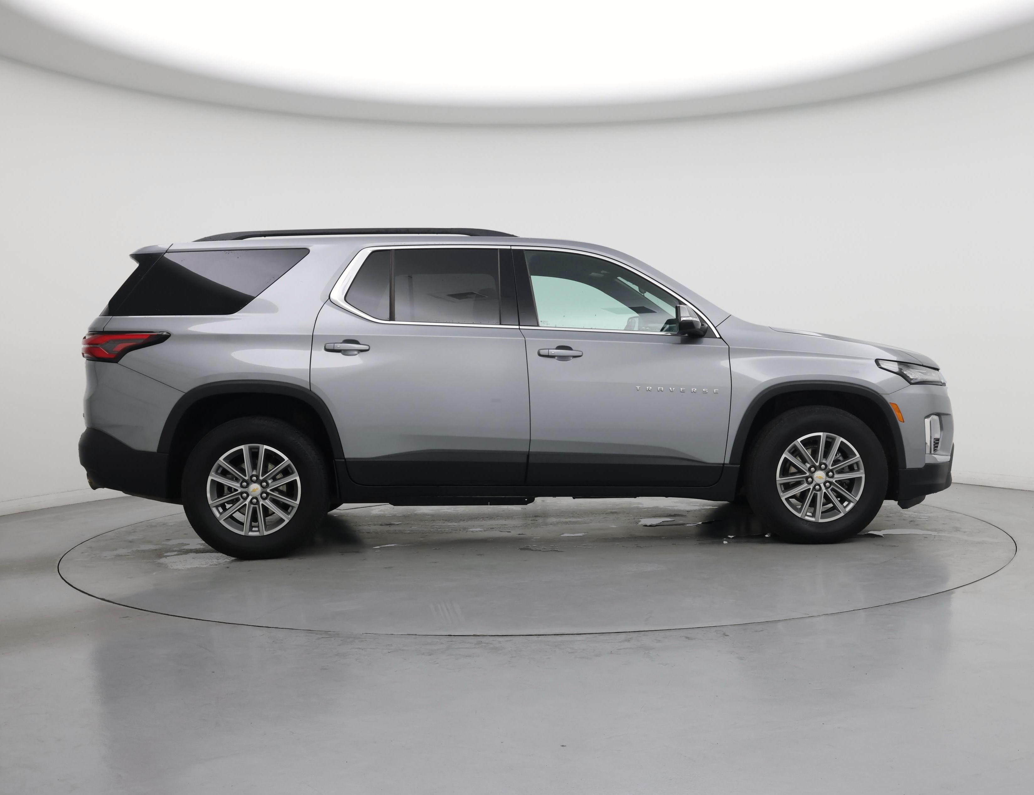 Thumbnail: 2023 Chevrolet Traverse - 7