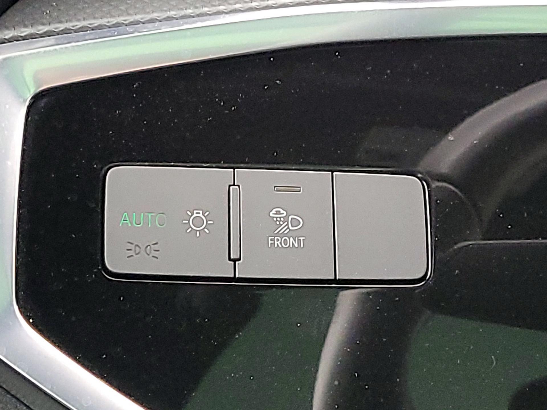 Thumbnail: 2024 Audi Q3 - 13