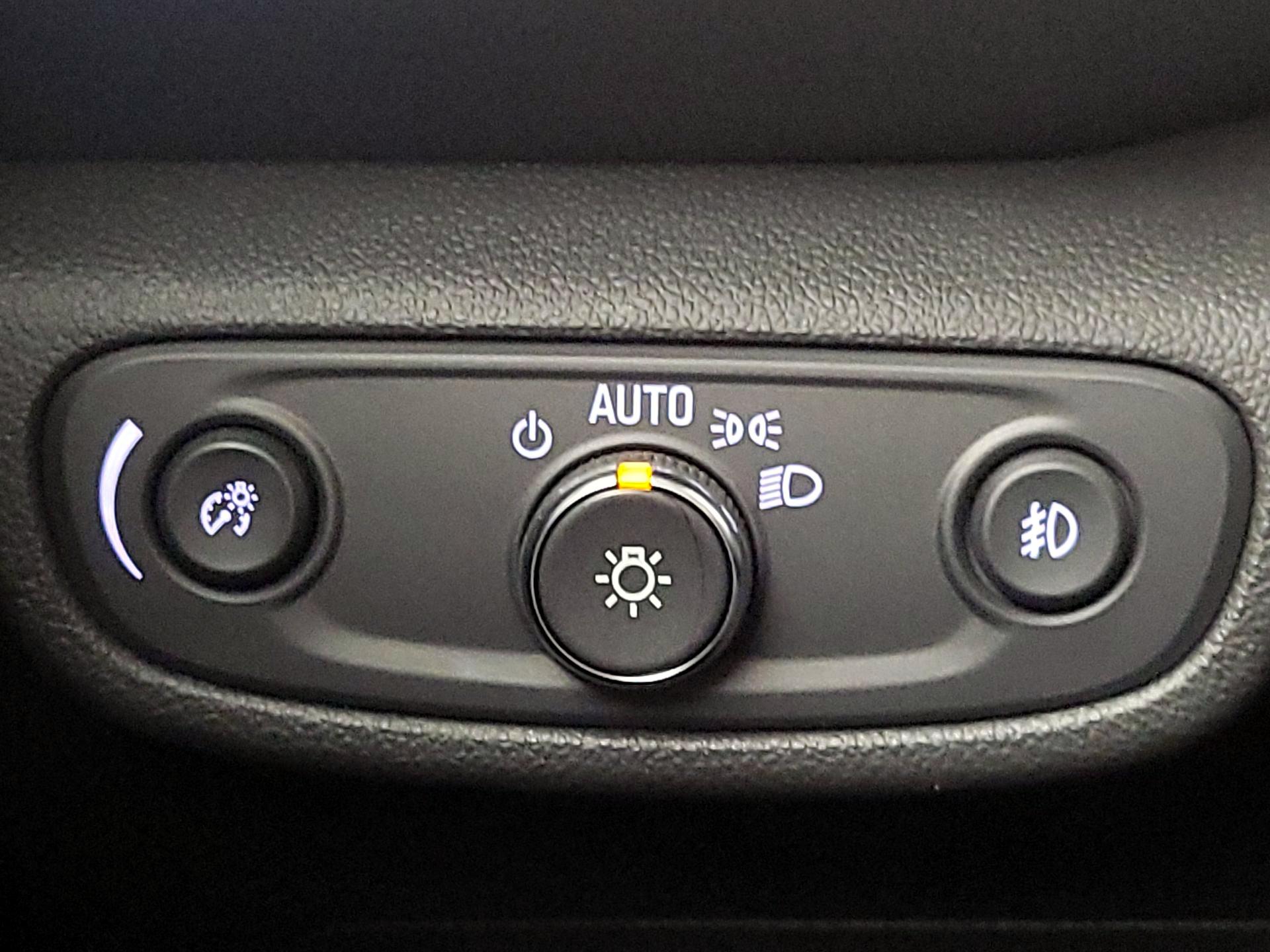 Thumbnail: 2023 Chevrolet TrailBlazer - 13