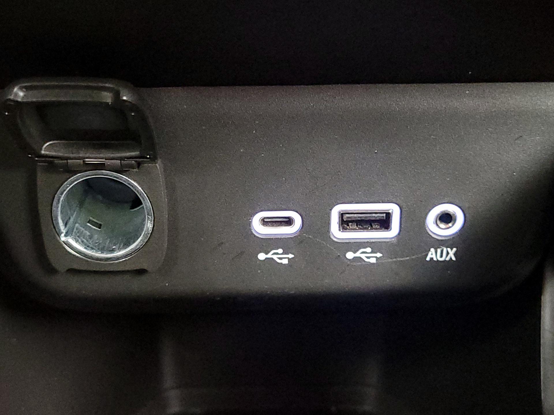 Thumbnail: 2023 Chevrolet TrailBlazer - 19