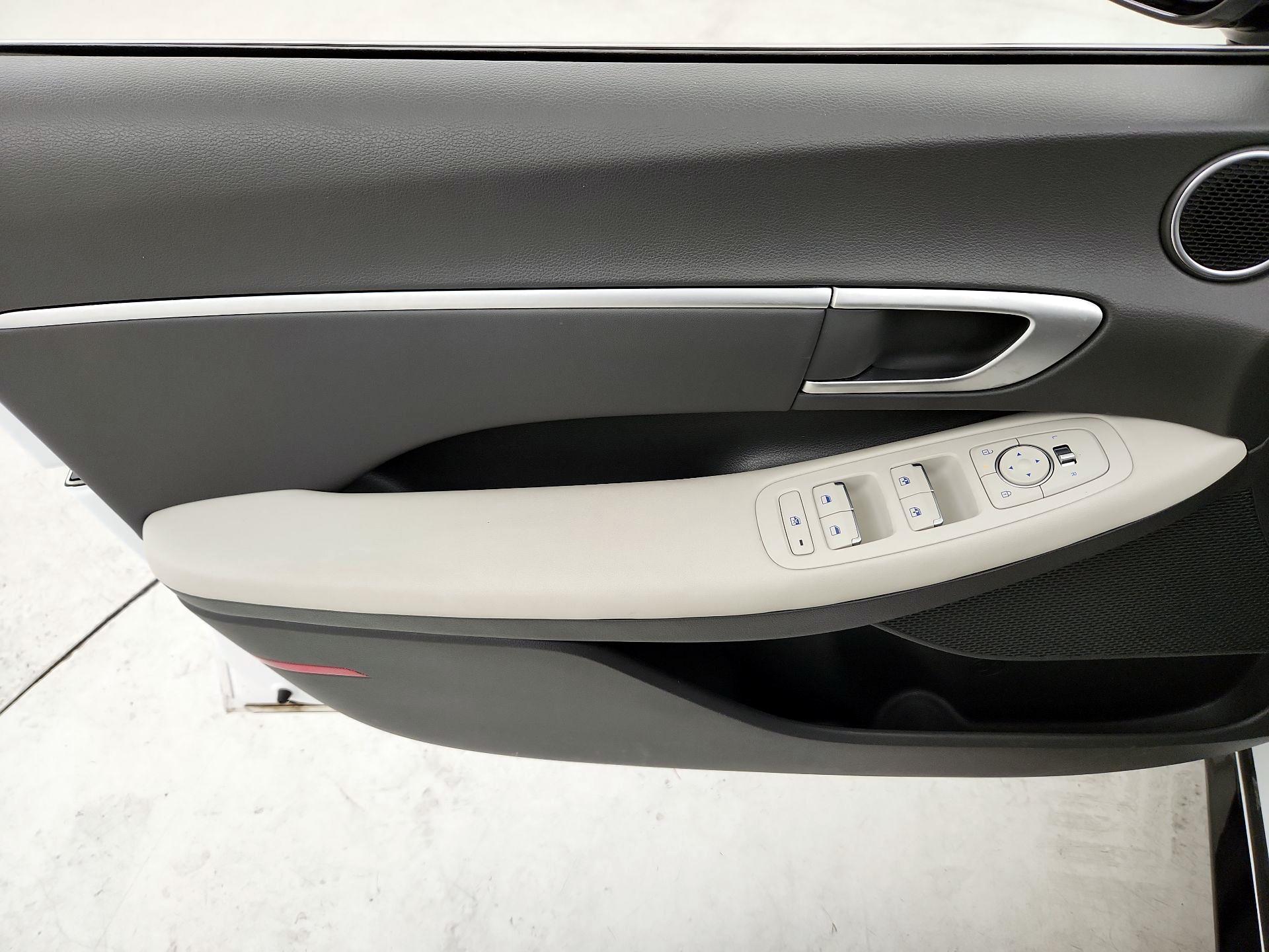 Thumbnail: 2025 Hyundai Sonata - 12