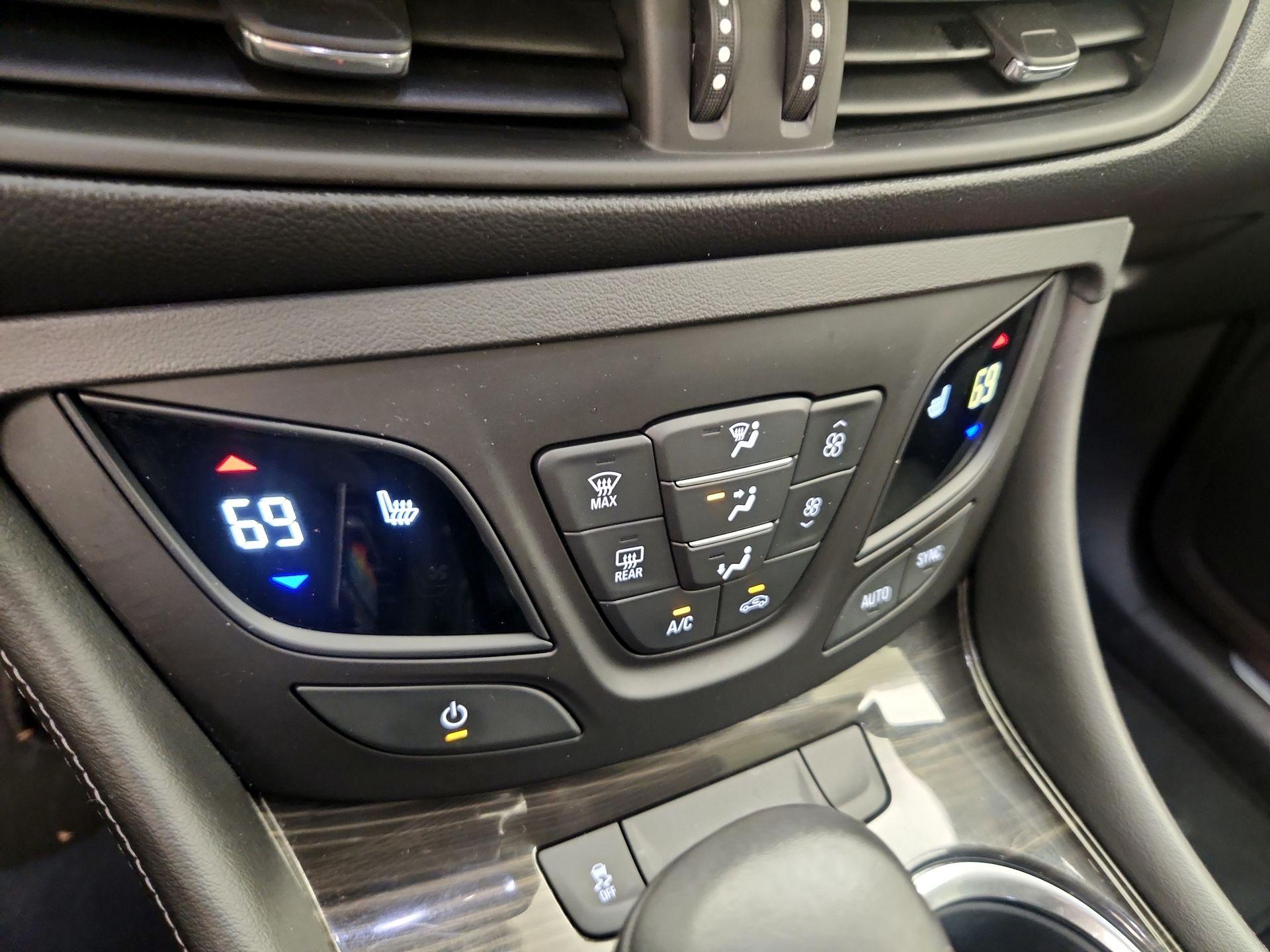 Thumbnail: 2019 Buick Envision - 17