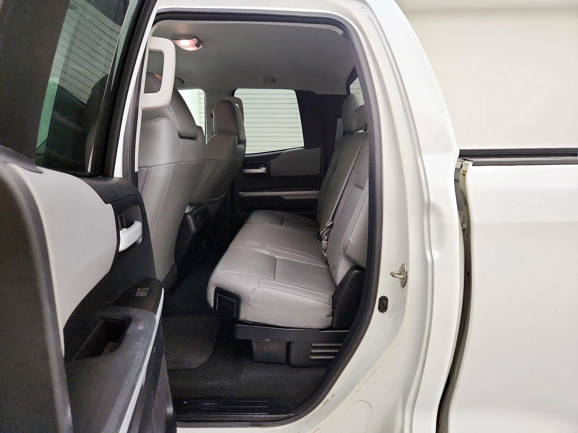 Thumbnail: 2014 Toyota Tundra - 20