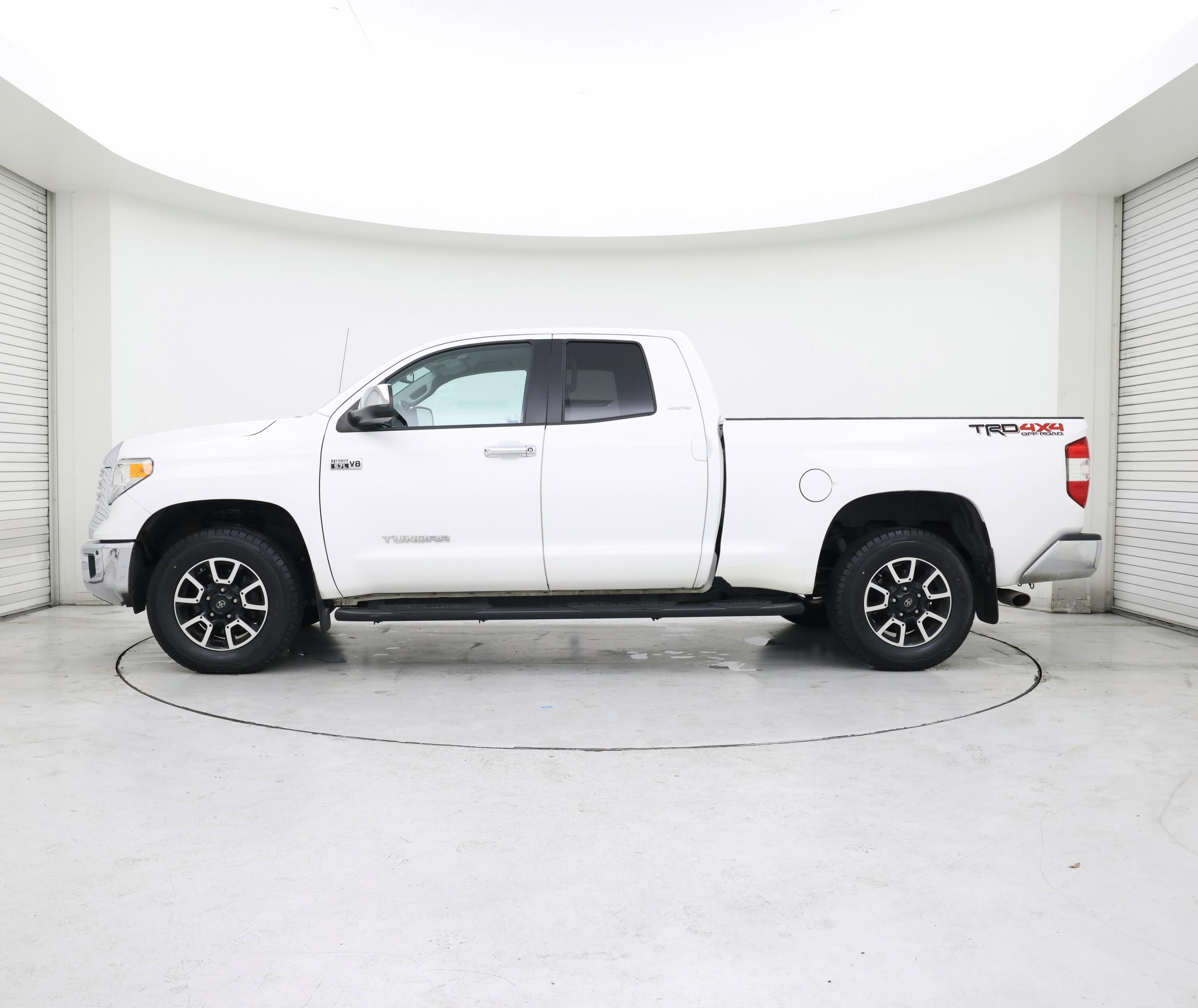 Thumbnail: 2014 Toyota Tundra - 3