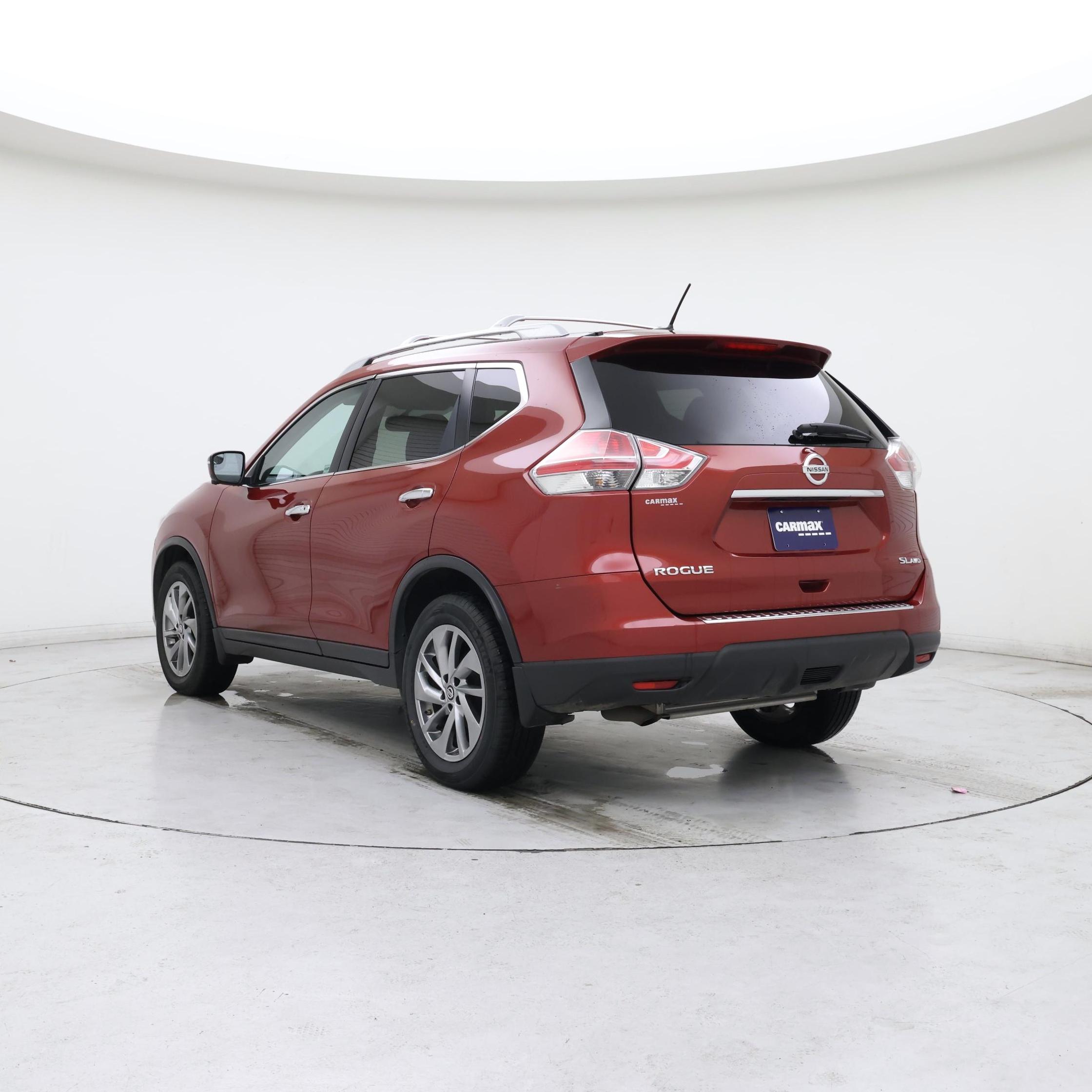 Thumbnail: 2015 Nissan Rogue - 2