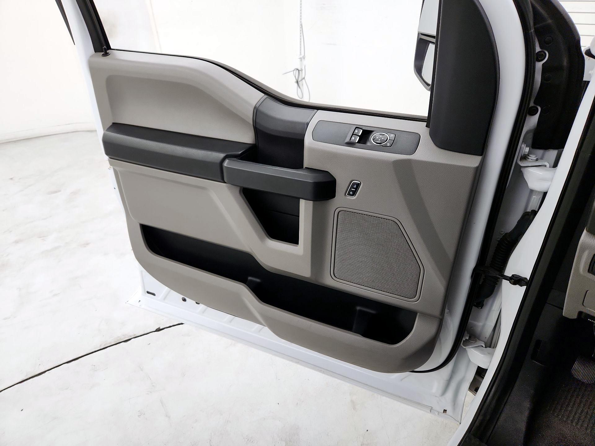 Thumbnail: 2017 Ford F-250 - 12