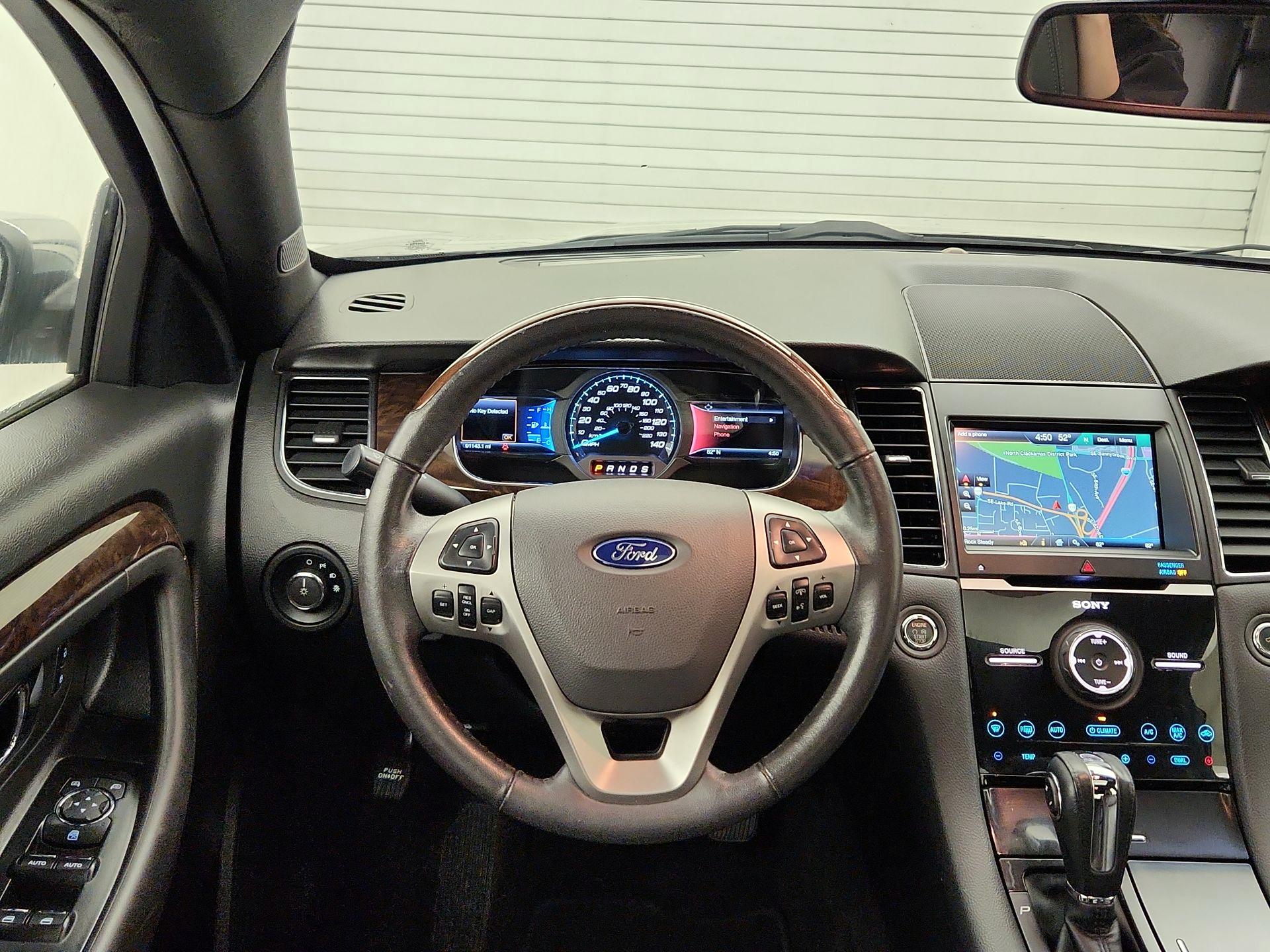 Thumbnail: 2015 Ford Taurus - 10