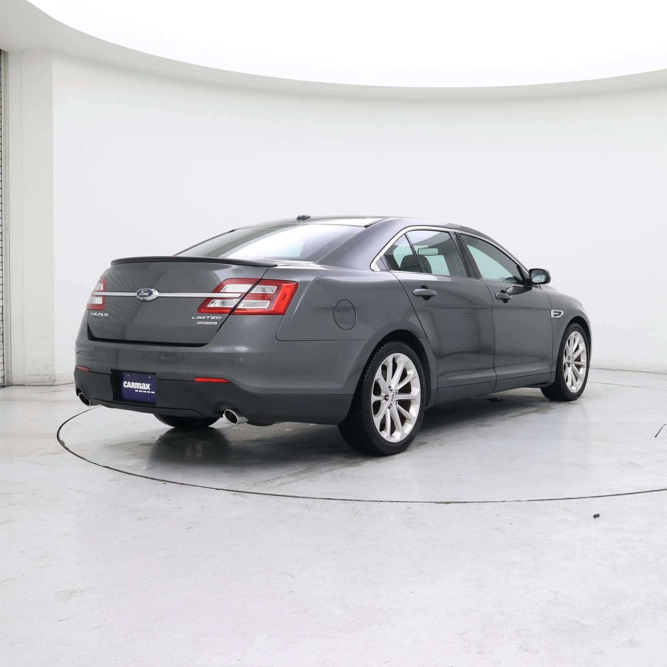 Thumbnail: 2015 Ford Taurus - 8