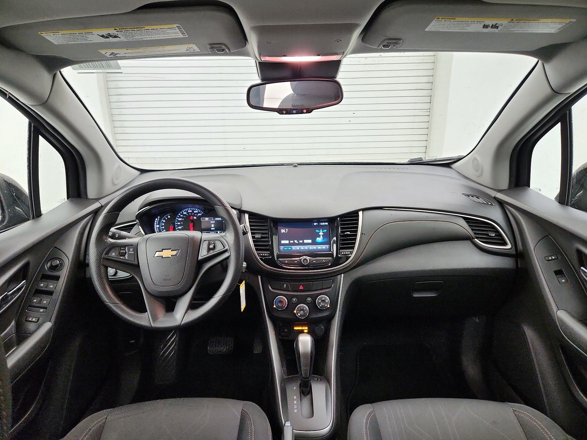 Thumbnail: 2017 Chevrolet Trax - 9