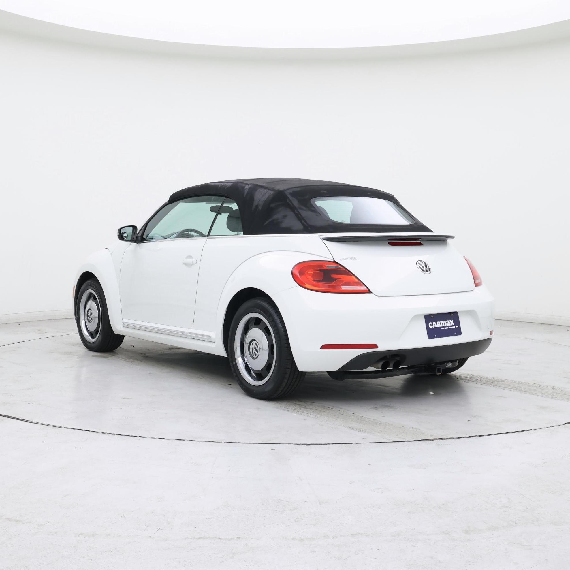 Thumbnail: 2014 Volkswagen Beetle - 2