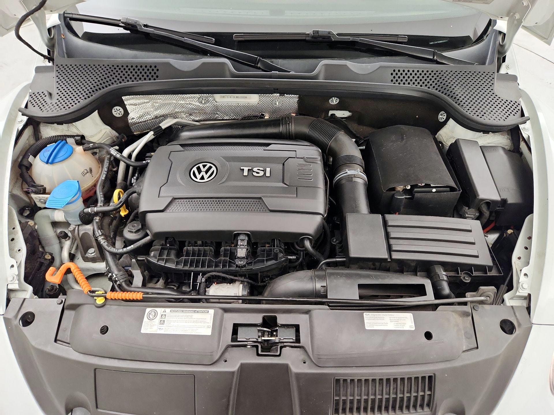 Thumbnail: 2014 Volkswagen Beetle - 20