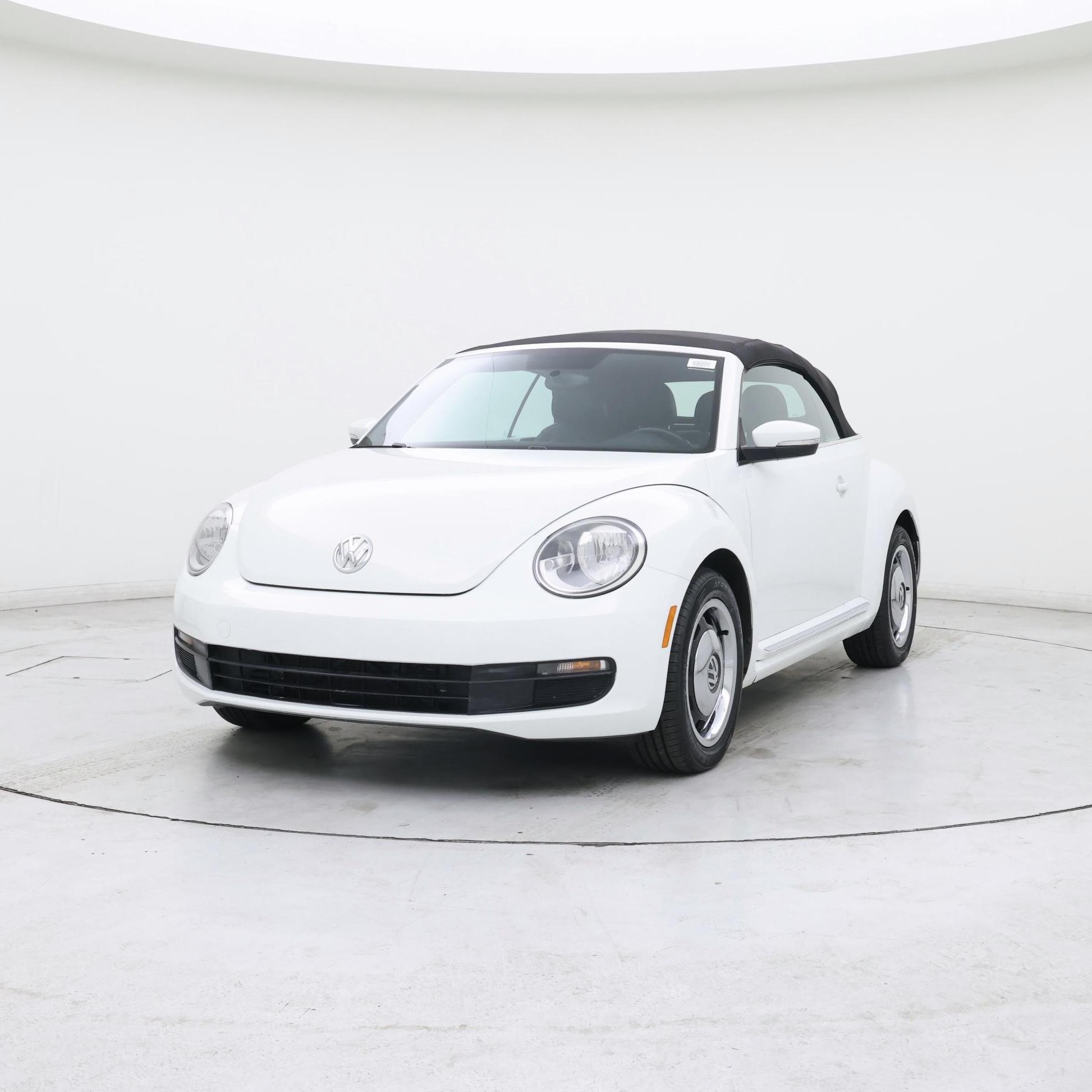 Thumbnail: 2014 Volkswagen Beetle - 4