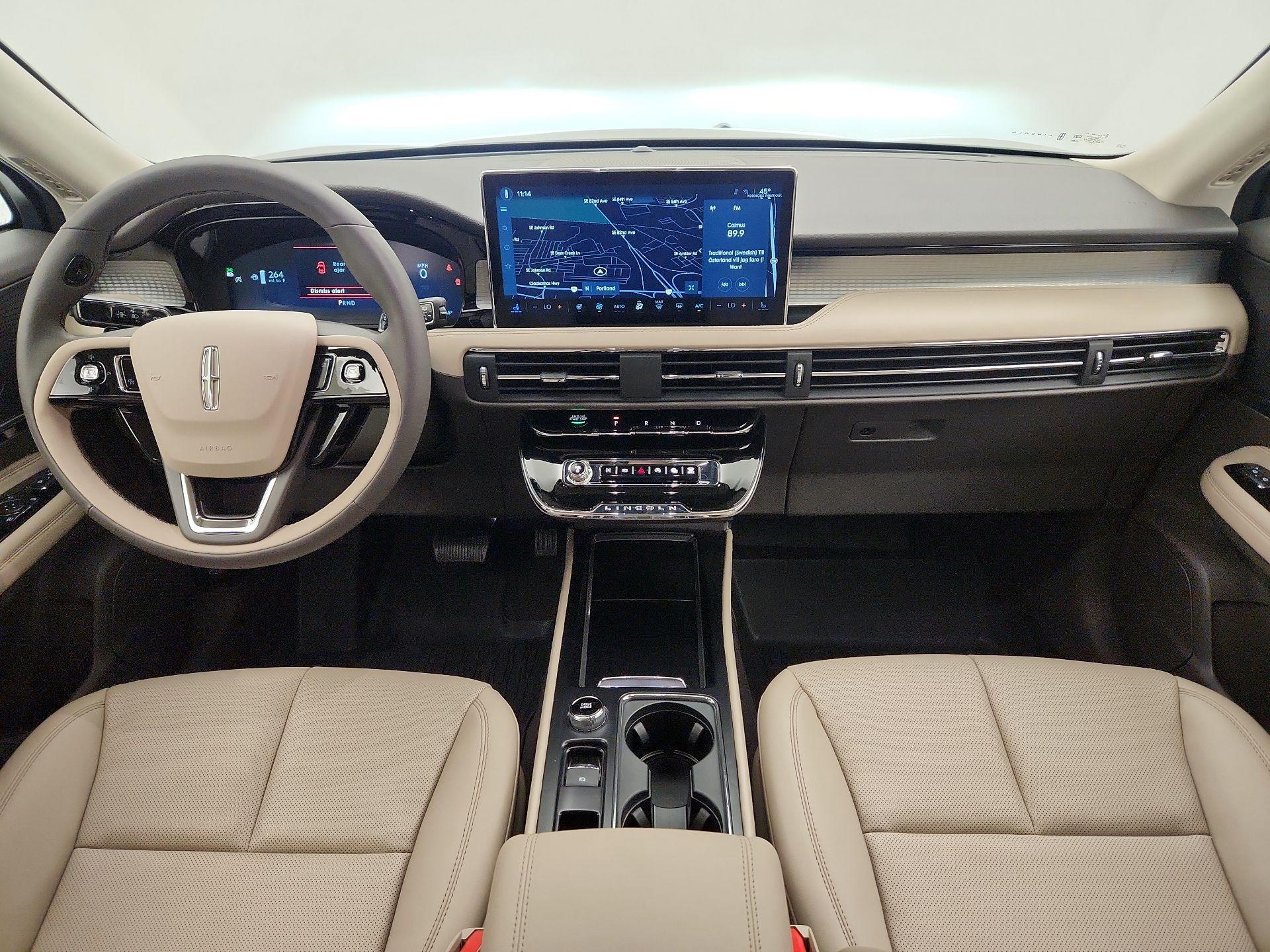 Thumbnail: 2024 Lincoln Corsair - 9