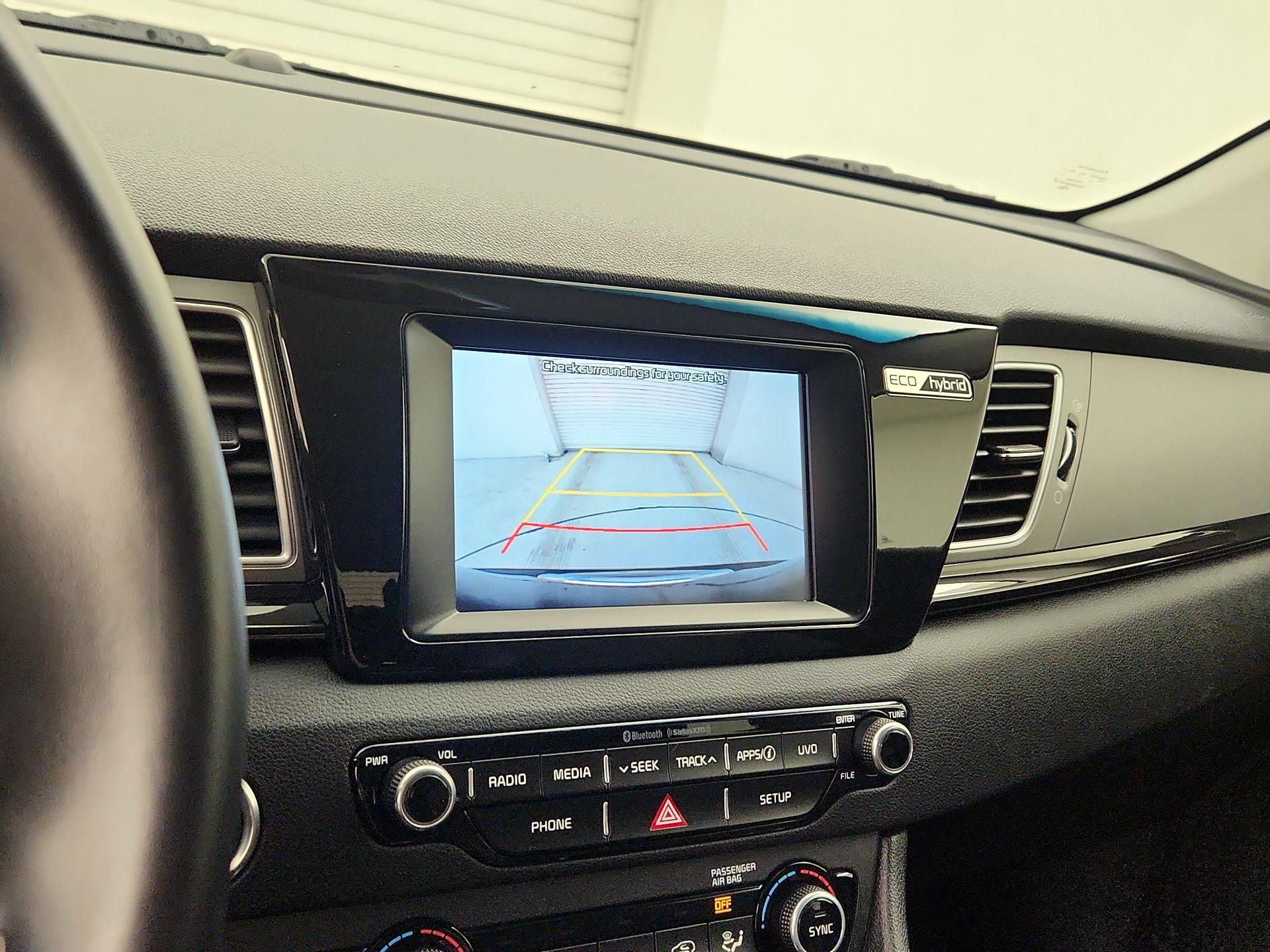 Thumbnail: 2019 Kia Niro - 14