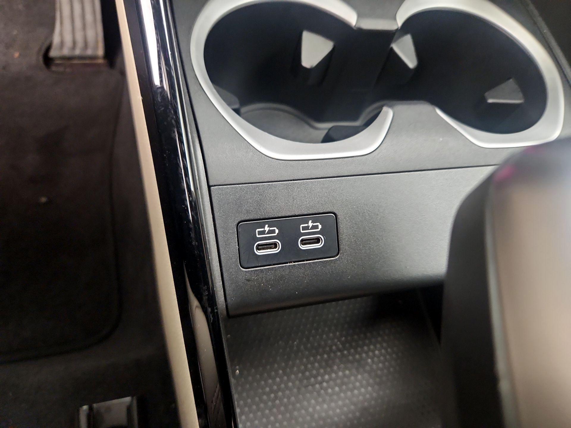 Thumbnail: 2025 BMW X1 - 19