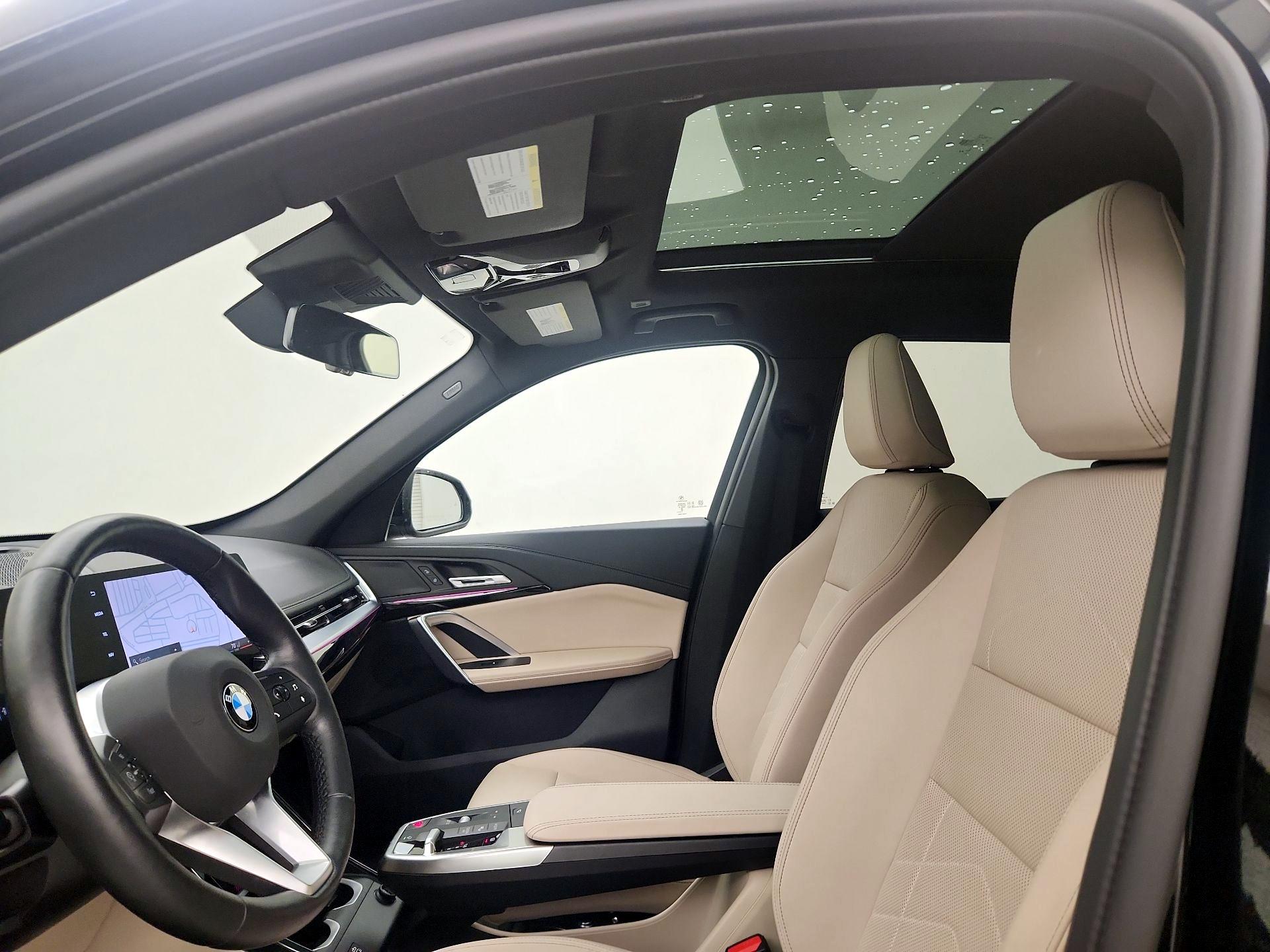 Thumbnail: 2025 BMW X1 - 20