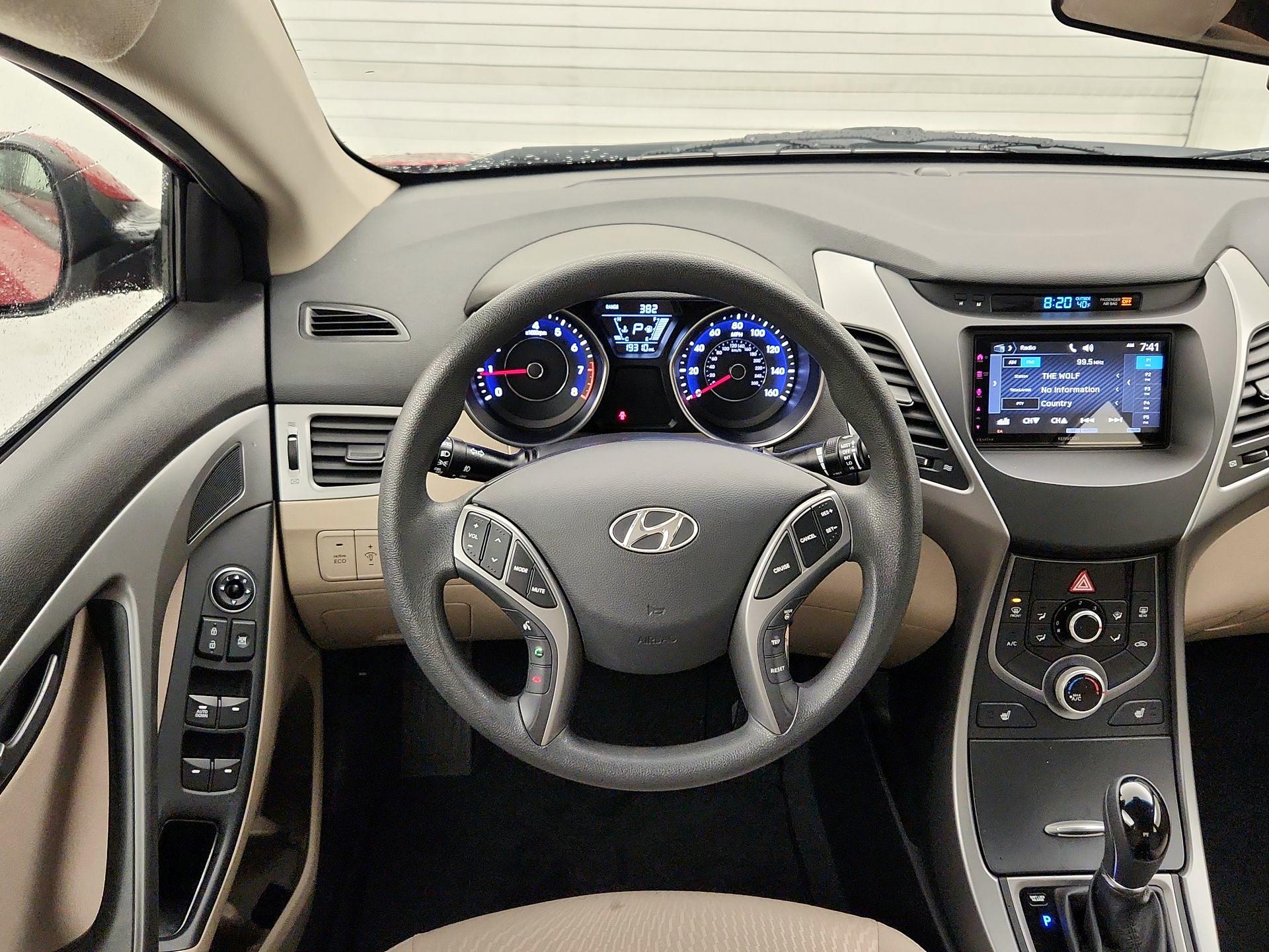 Thumbnail: 2014 Hyundai Elantra - 10
