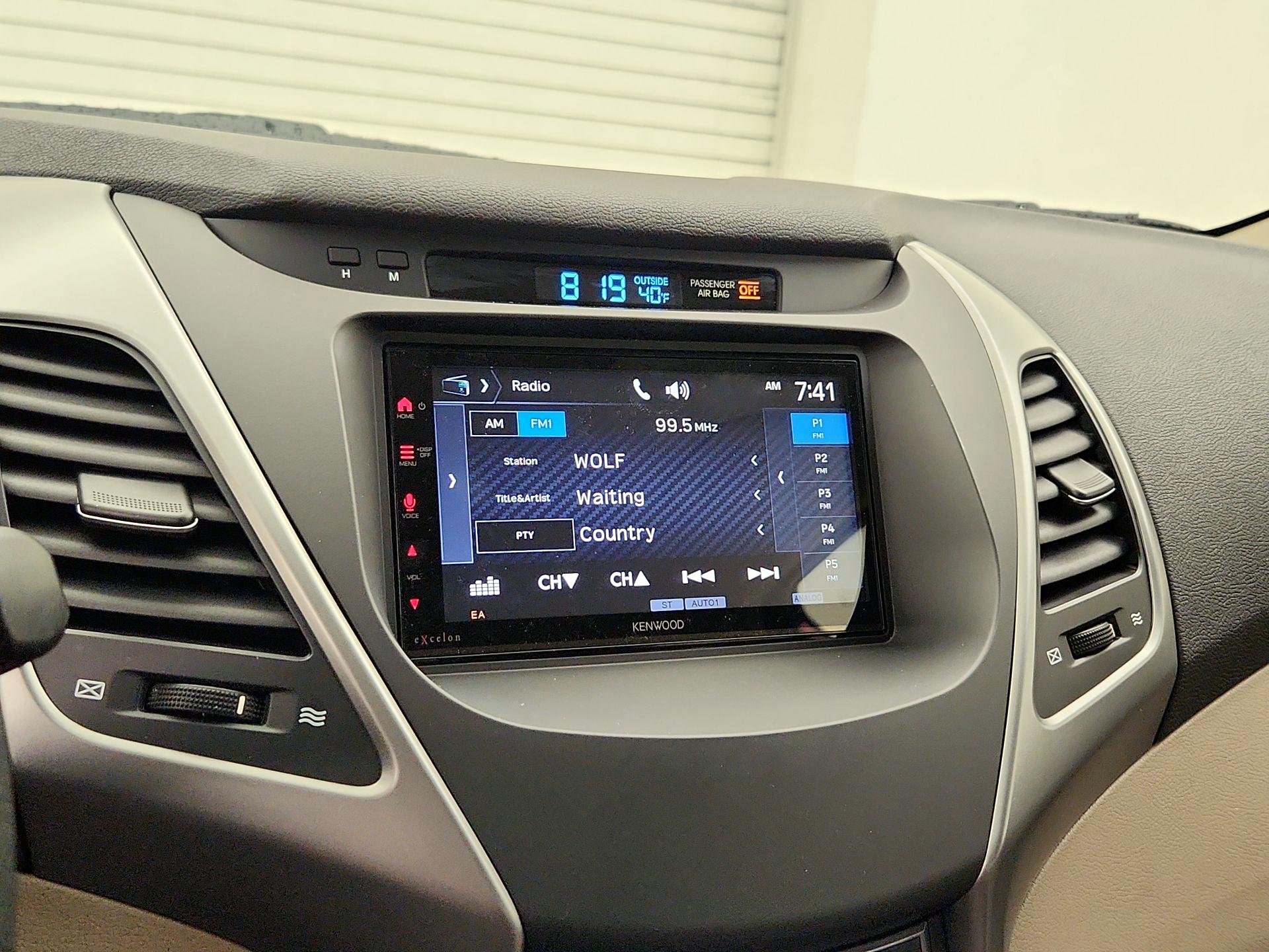 Thumbnail: 2014 Hyundai Elantra - 15